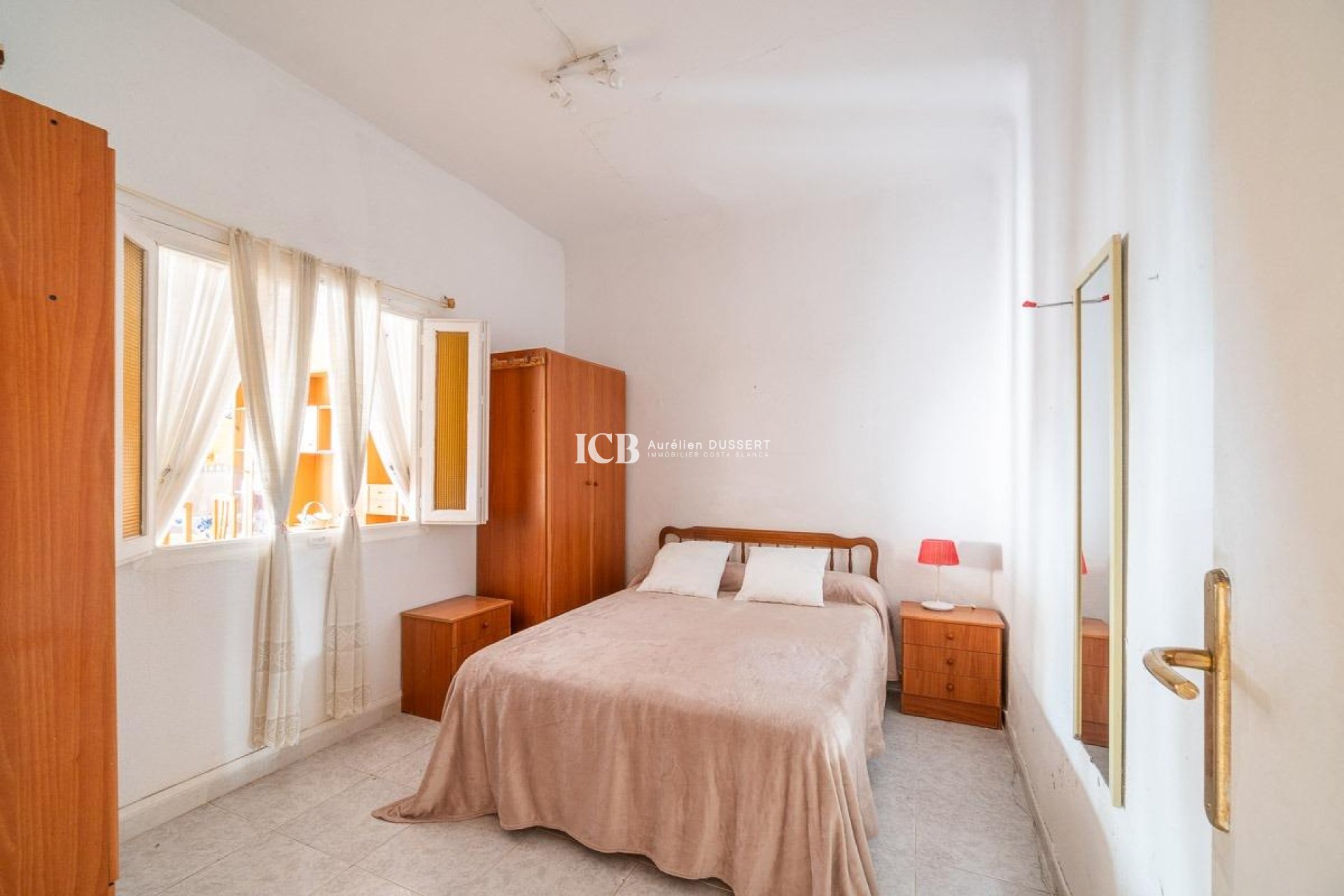 Resale - Apartment / flat -
Torrevieja - Playa de los Naufragos