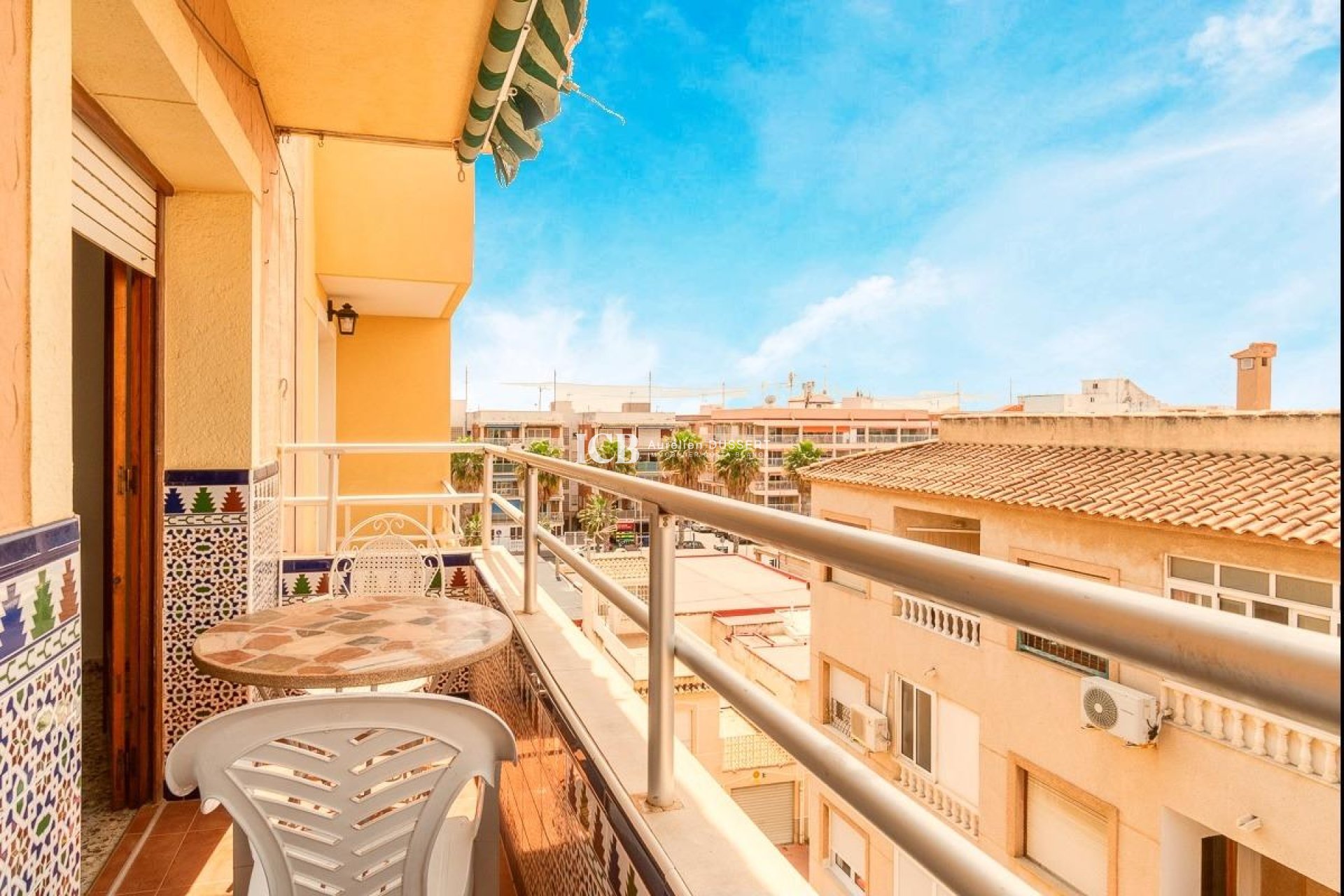 Resale - Apartment / flat -
Torrevieja - Playa de los Naufragos