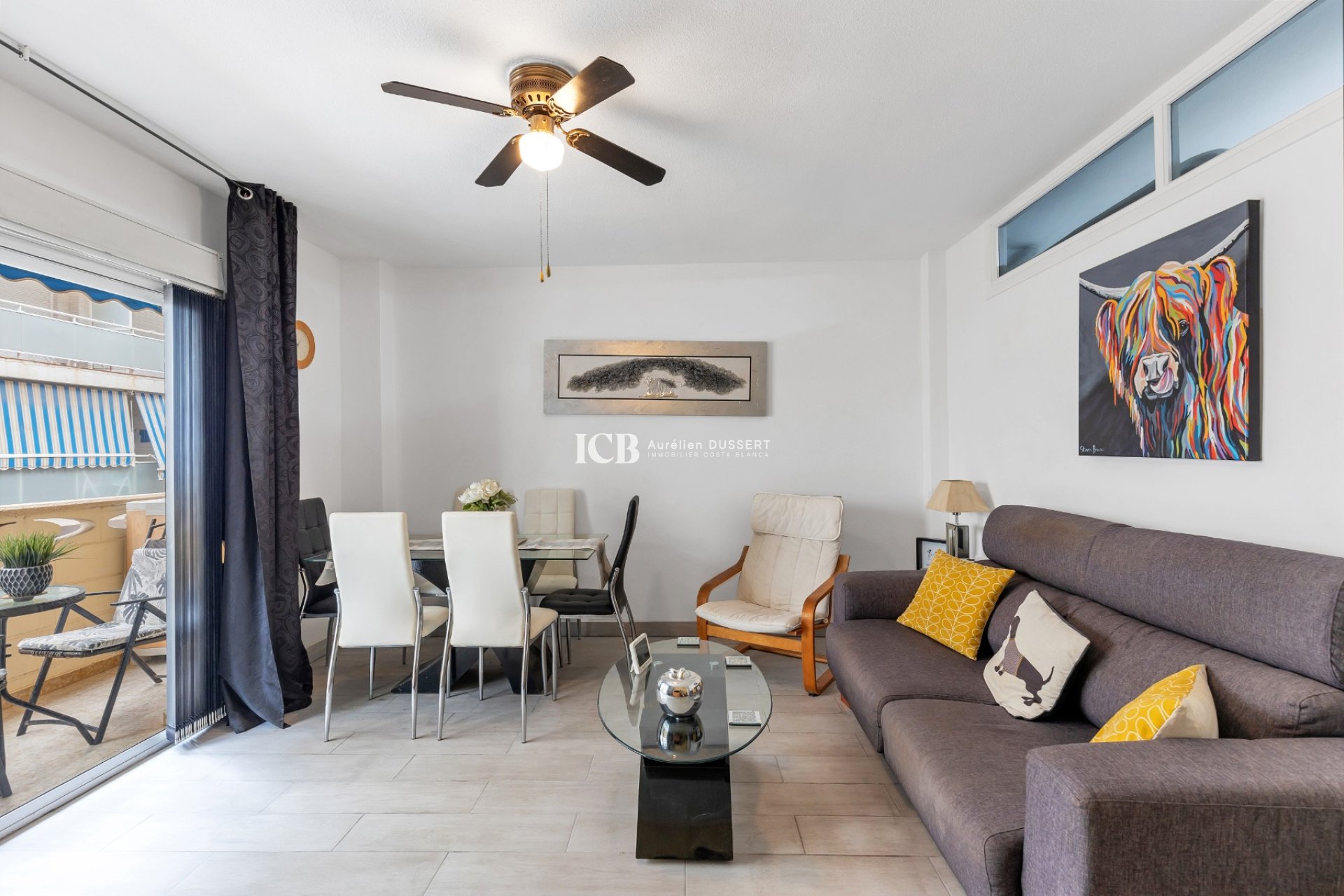 Resale - Apartment / flat -
Torrevieja - Playa del cura