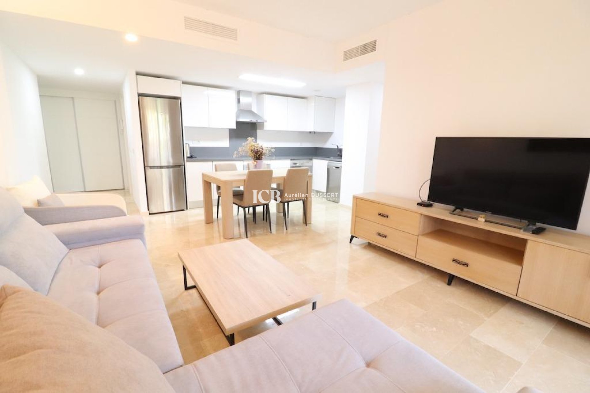 Resale - Apartment / flat -
Torrevieja - Punta prima