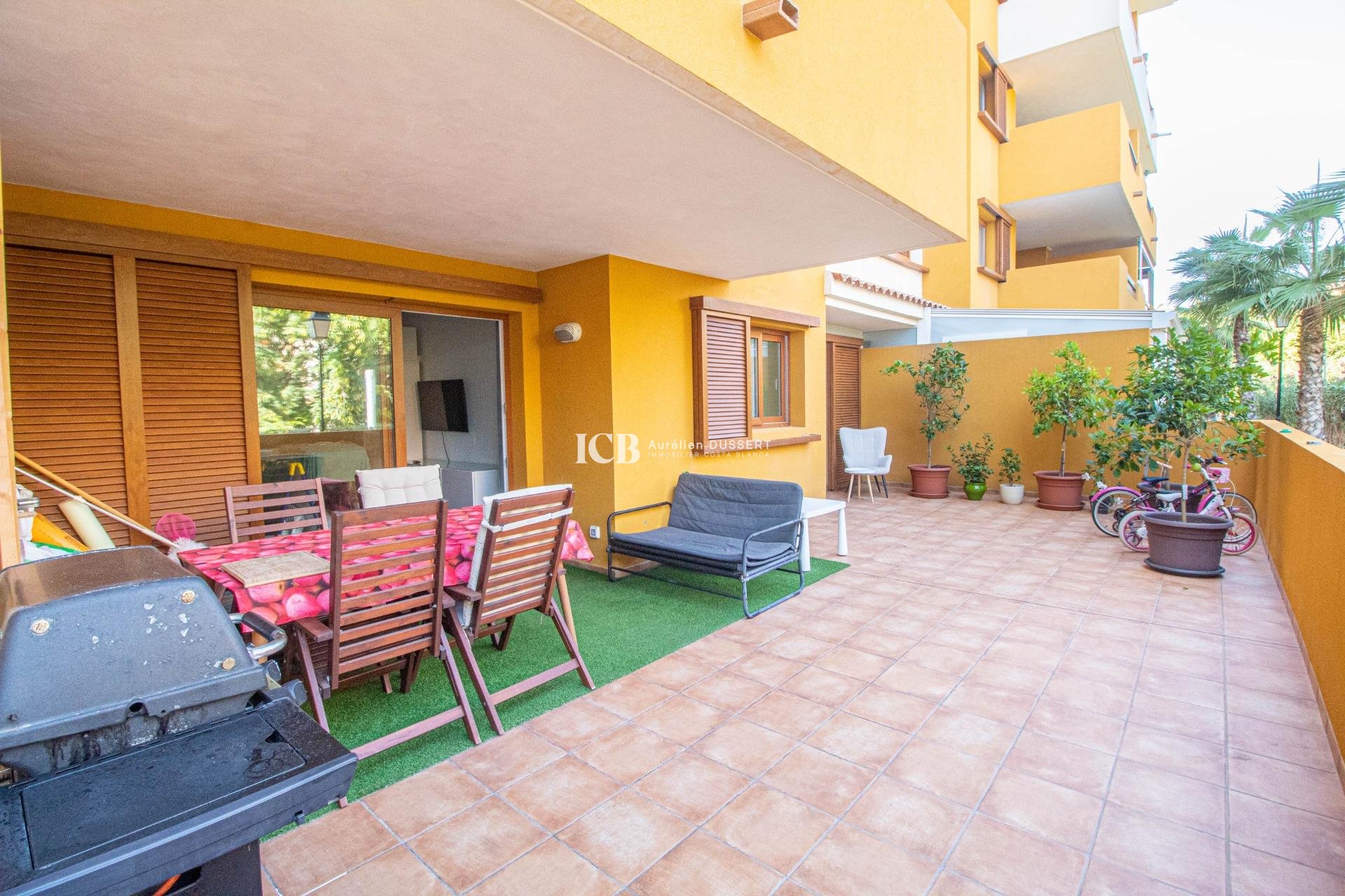 Resale - Apartment / flat -
Torrevieja - Punta prima