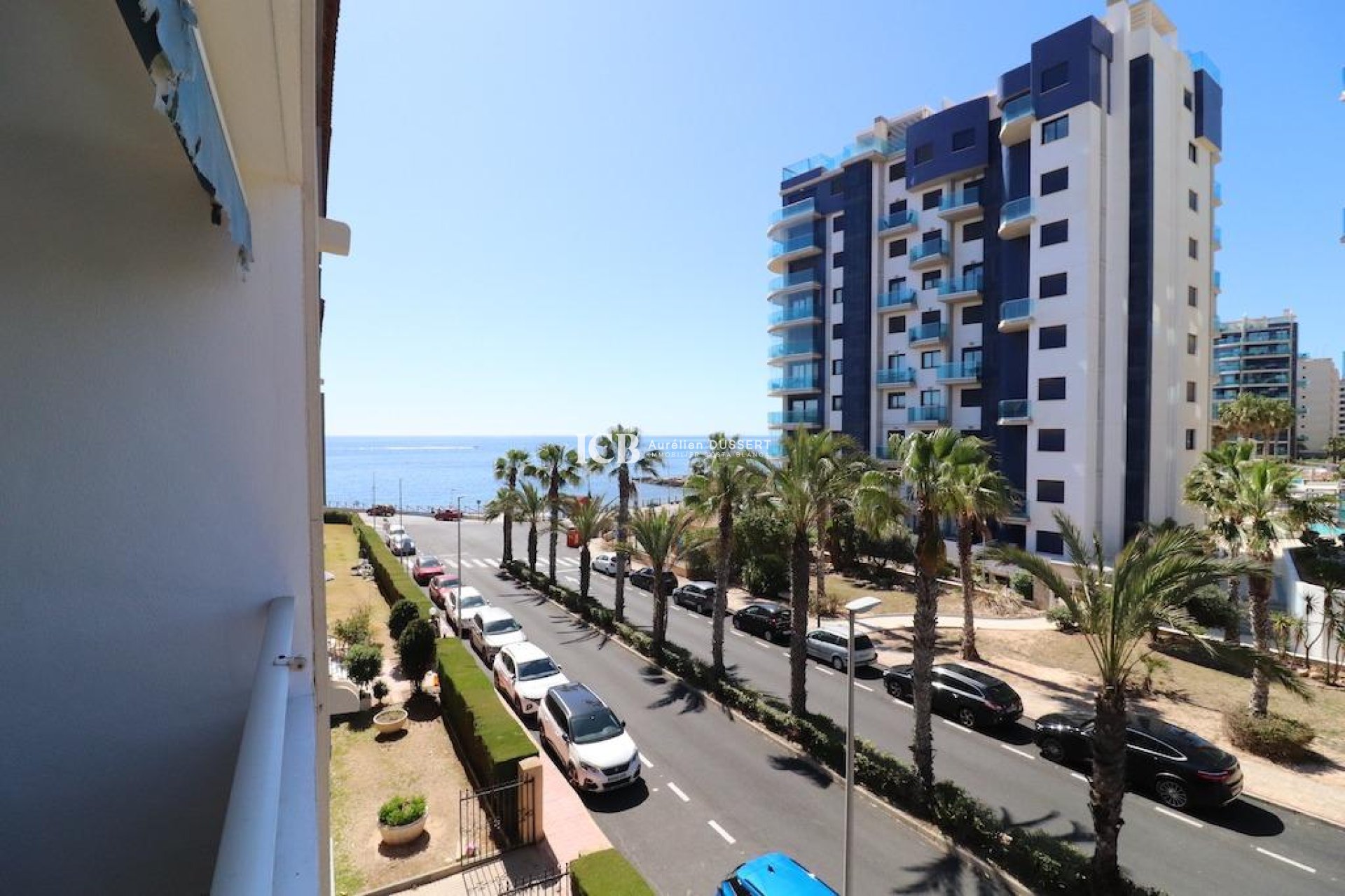 Resale - Apartment / flat -
Torrevieja - Punta prima