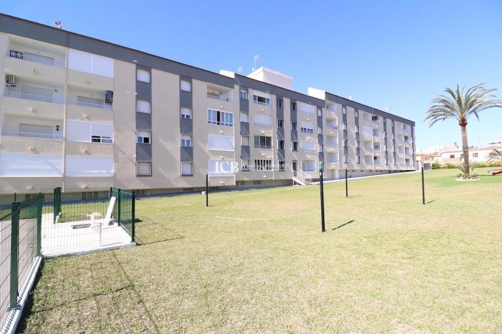 Resale - Apartment / flat -
Torrevieja - Punta prima