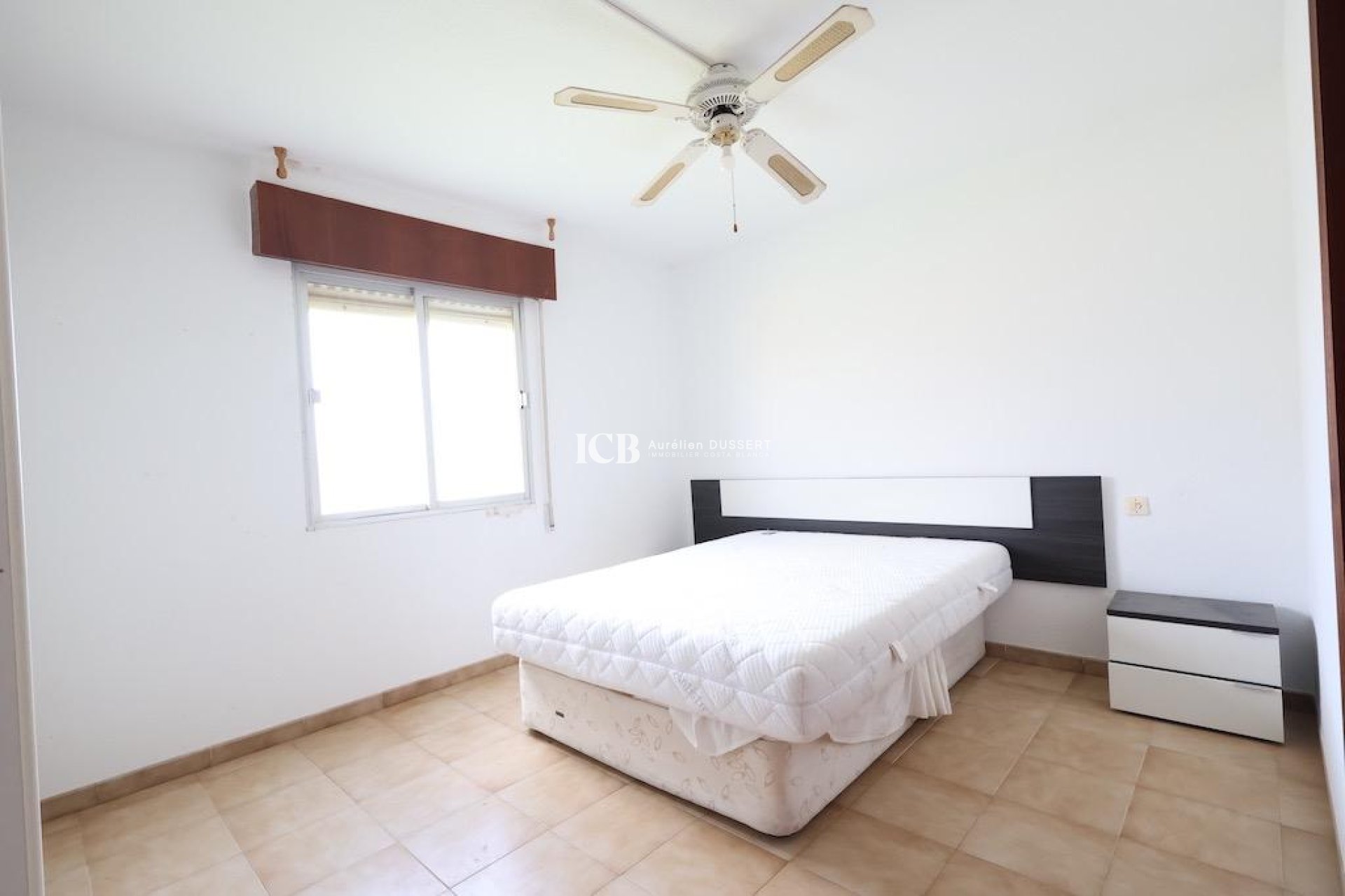 Resale - Apartment / flat -
Torrevieja - Punta prima