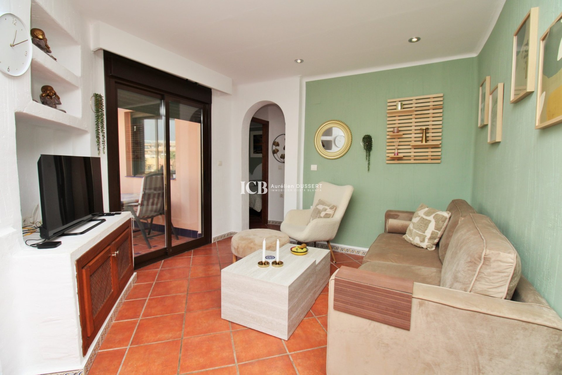 Resale - Apartment / flat -
Torrevieja - Punta prima