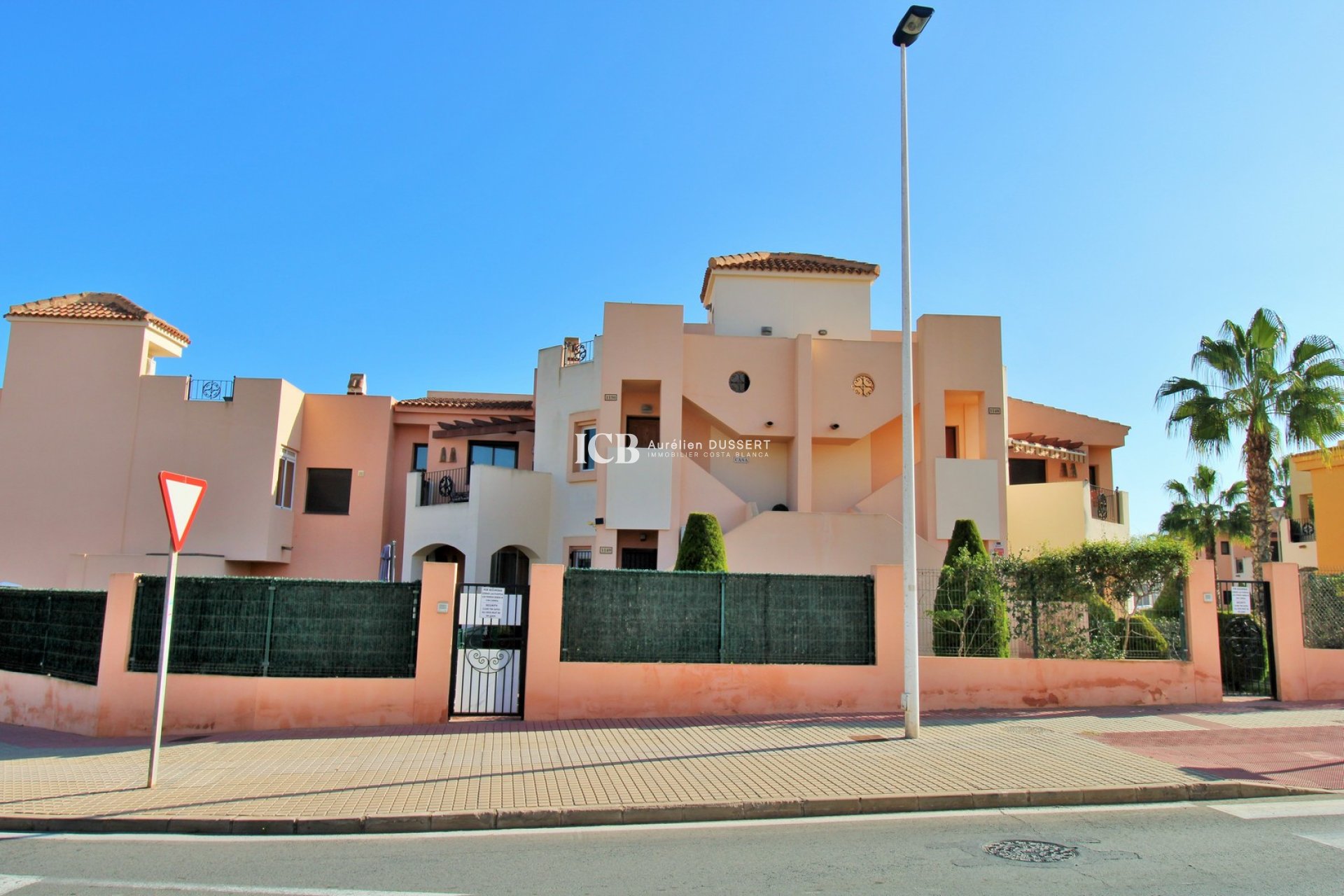 Resale - Apartment / flat -
Torrevieja - Punta prima