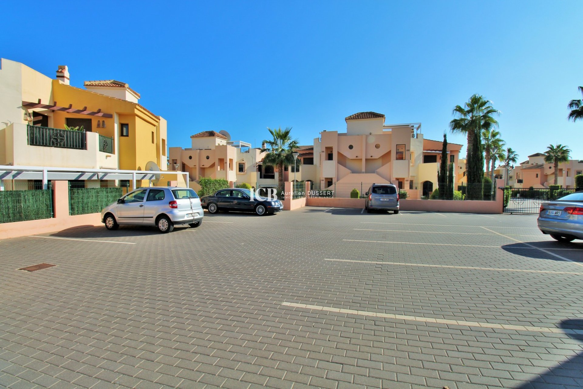 Resale - Apartment / flat -
Torrevieja - Punta prima