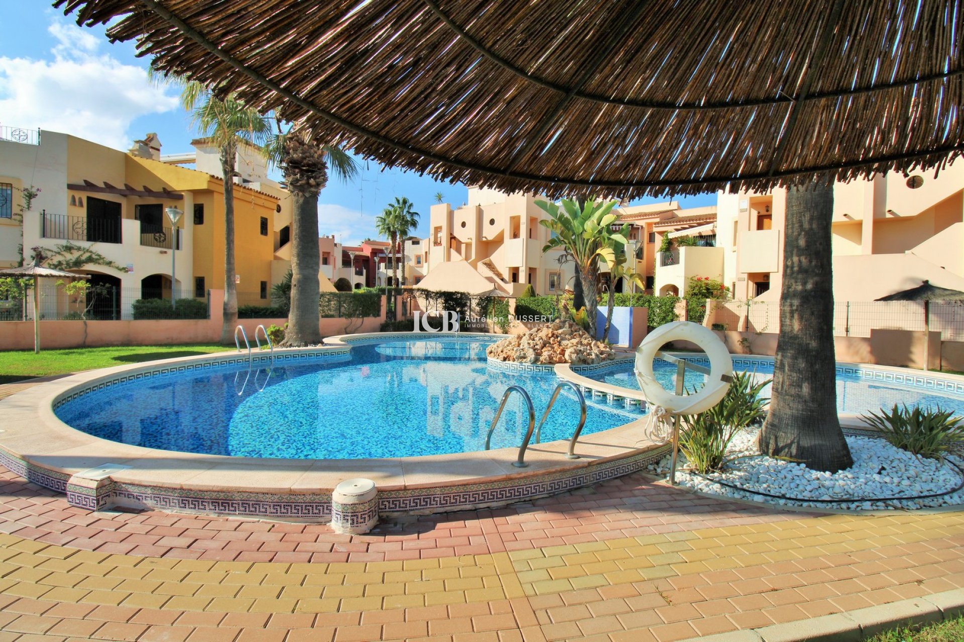 Resale - Apartment / flat -
Torrevieja - Punta prima