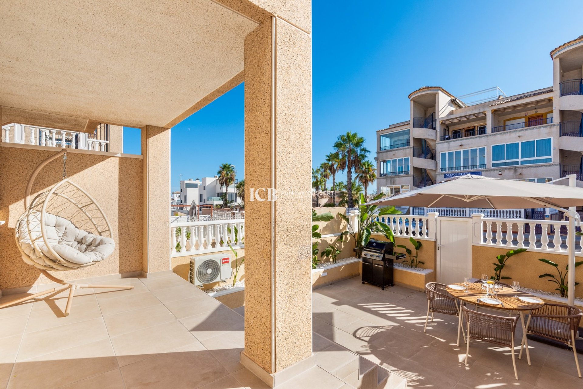 Resale - Apartment / flat -
Torrevieja - Punta prima