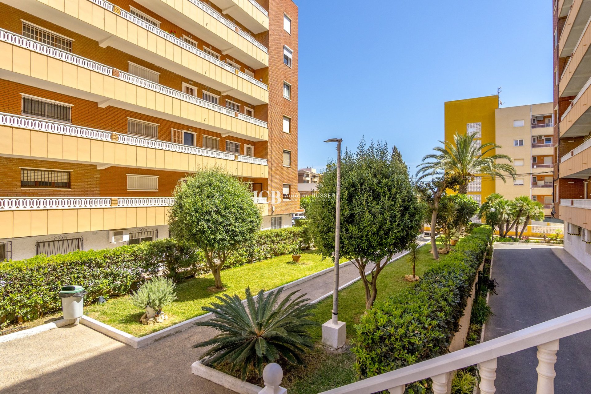 Resale - Apartment / flat -
Torrevieja - Punta prima