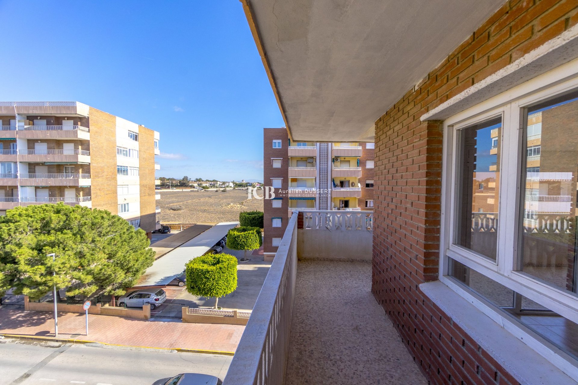 Resale - Apartment / flat -
Torrevieja - Punta prima