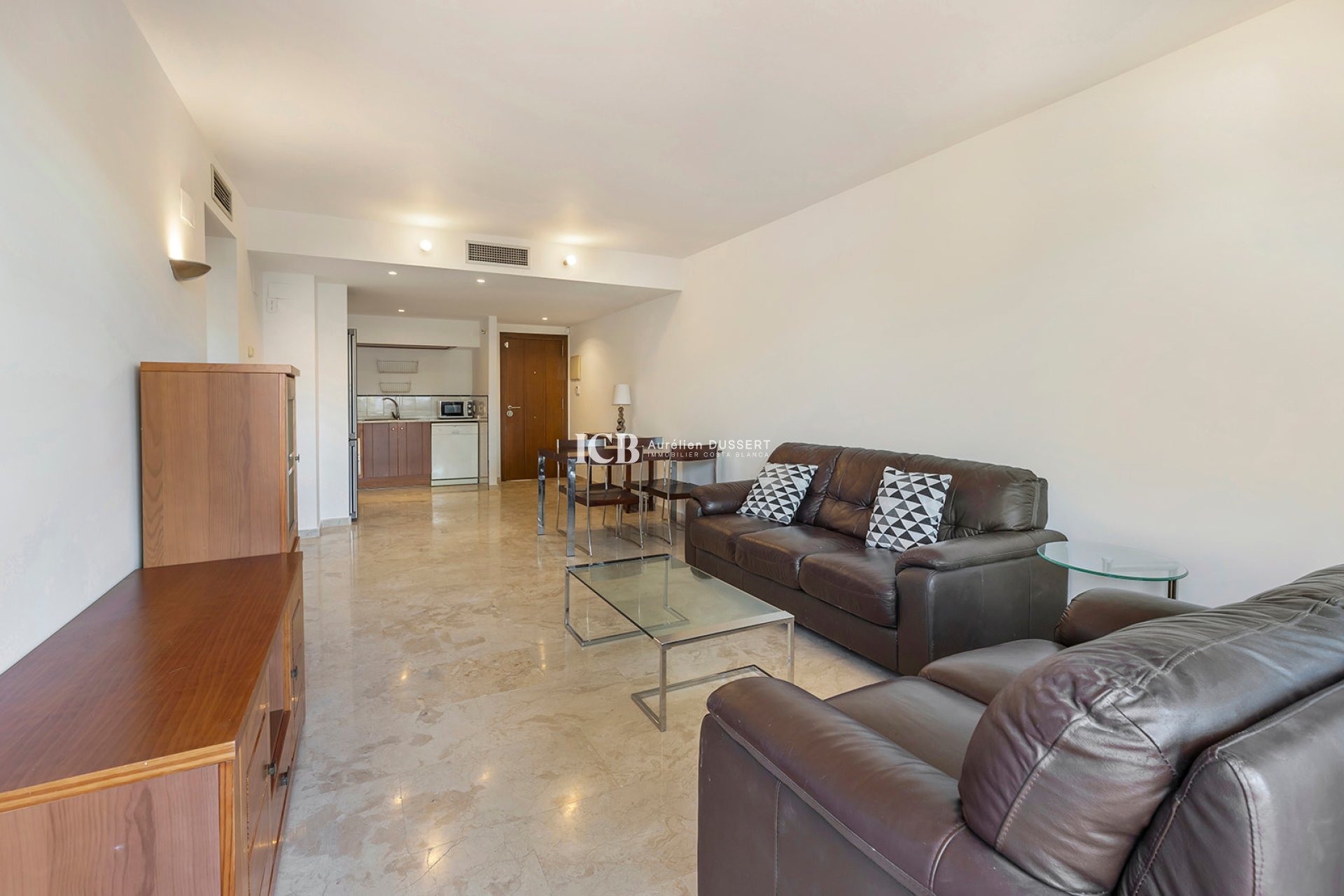 Resale - Apartment / flat -
Torrevieja - Punta prima