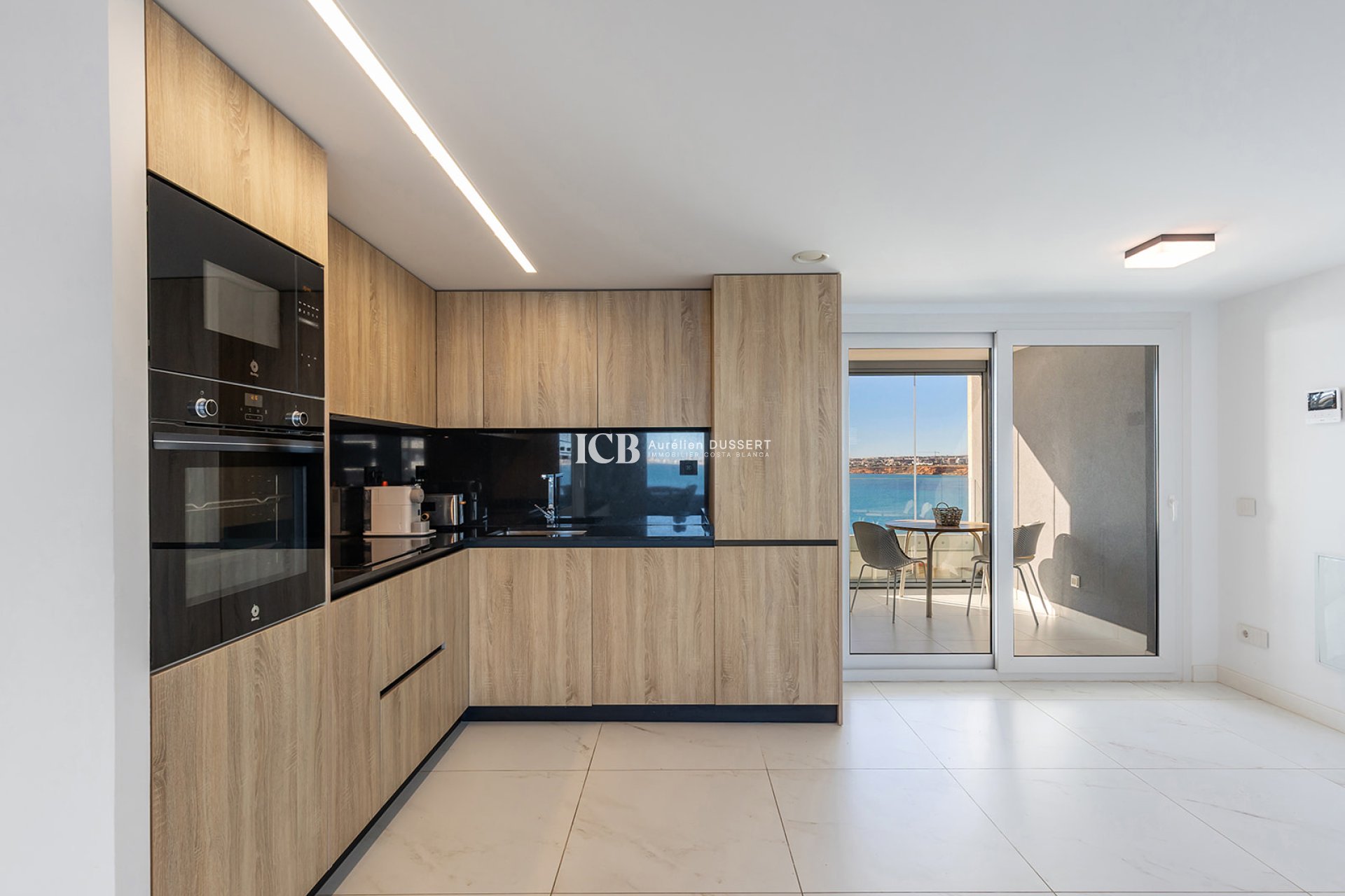 Resale - Apartment / flat -
Torrevieja - Punta prima