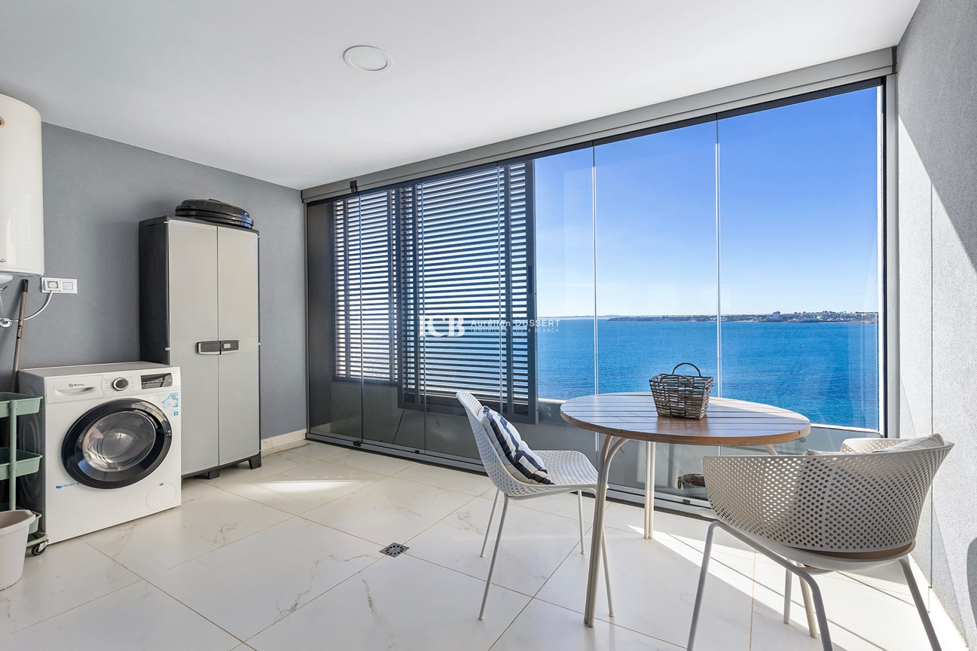 Resale - Apartment / flat -
Torrevieja - Punta prima