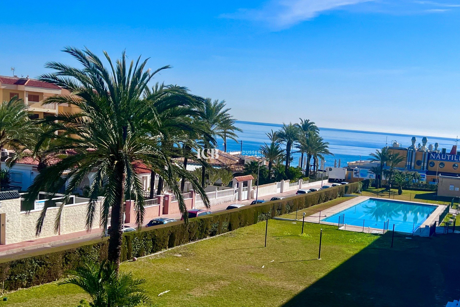 Resale - Apartment / flat -
Torrevieja - Punta prima