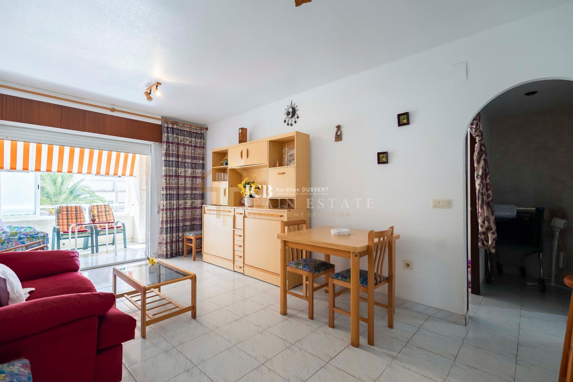 Resale - Apartment / flat -
Torrevieja - Torreblanca