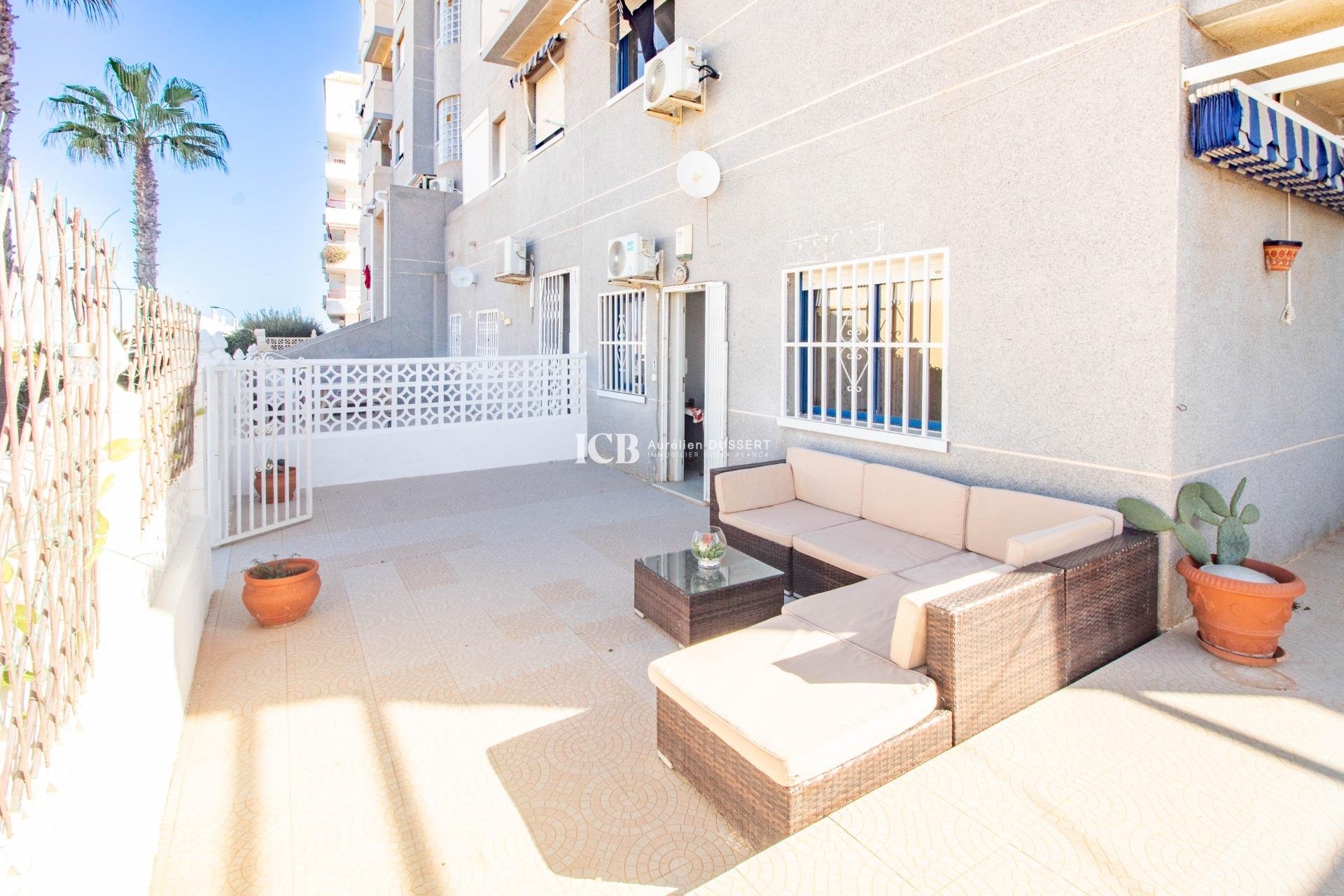 Resale - Apartment / flat -
Torrevieja - Torreblanca