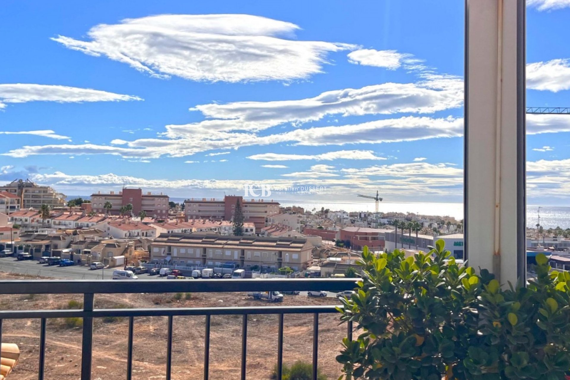 Resale - Apartment / flat -
Torrevieja - Torrelamata - La Mata