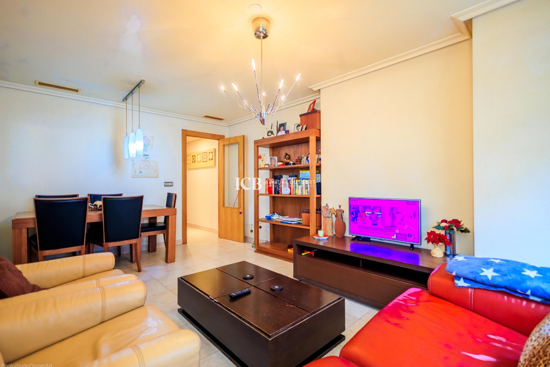 Resale - Apartment / flat -
Torrevieja - Torrevieja Centro