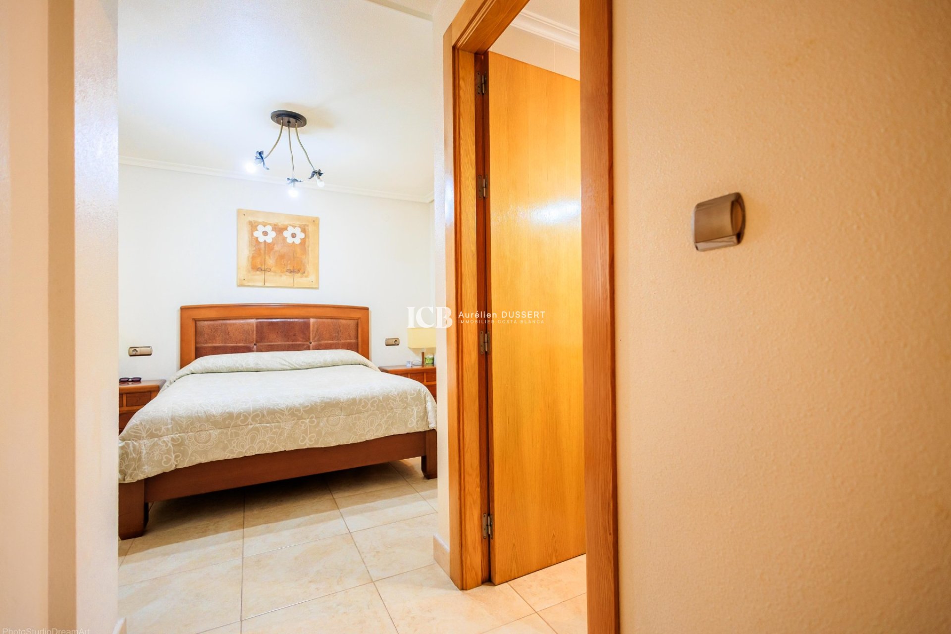 Resale - Apartment / flat -
Torrevieja - Torrevieja Centro