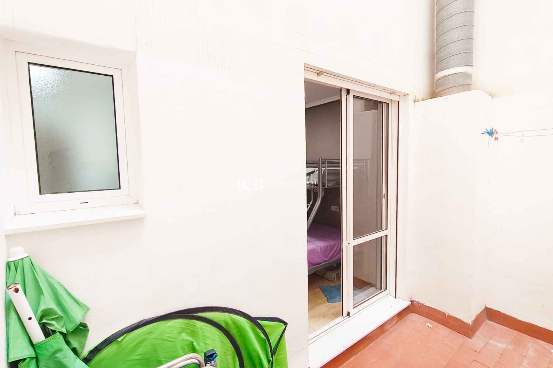 Resale - Apartment / flat -
Torrevieja - Torrevieja Centro