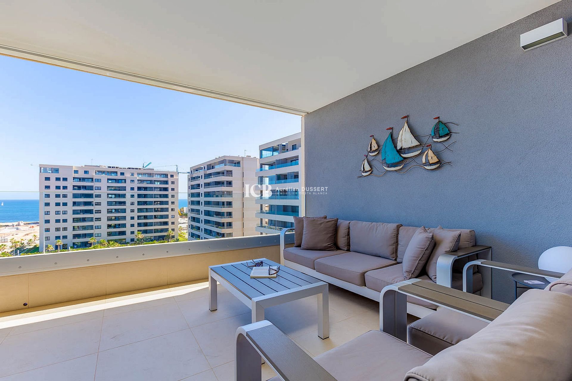 Resale - Apartment / flat -
Torrevieja