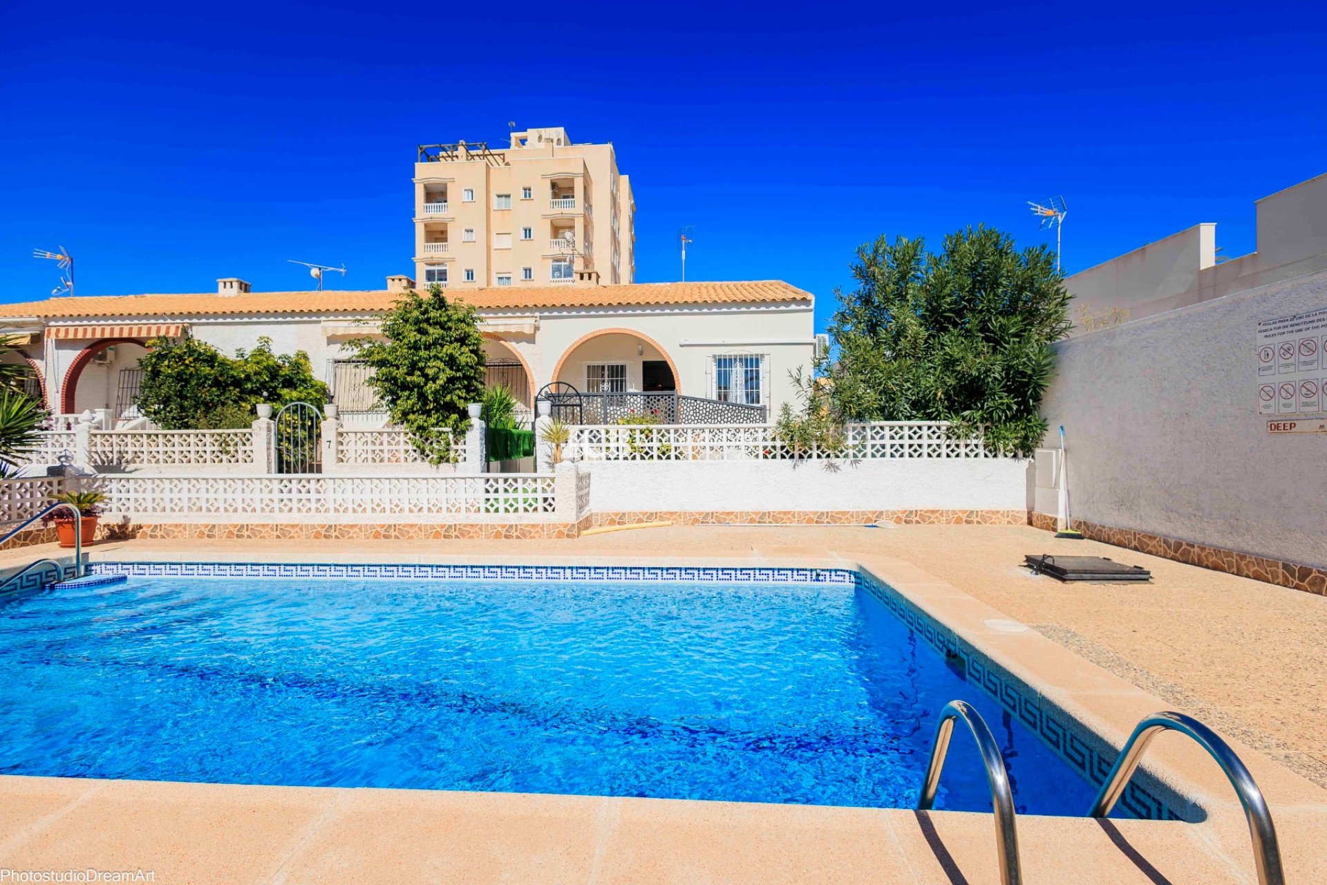 Resale - Apartment / flat -
Torrevieja