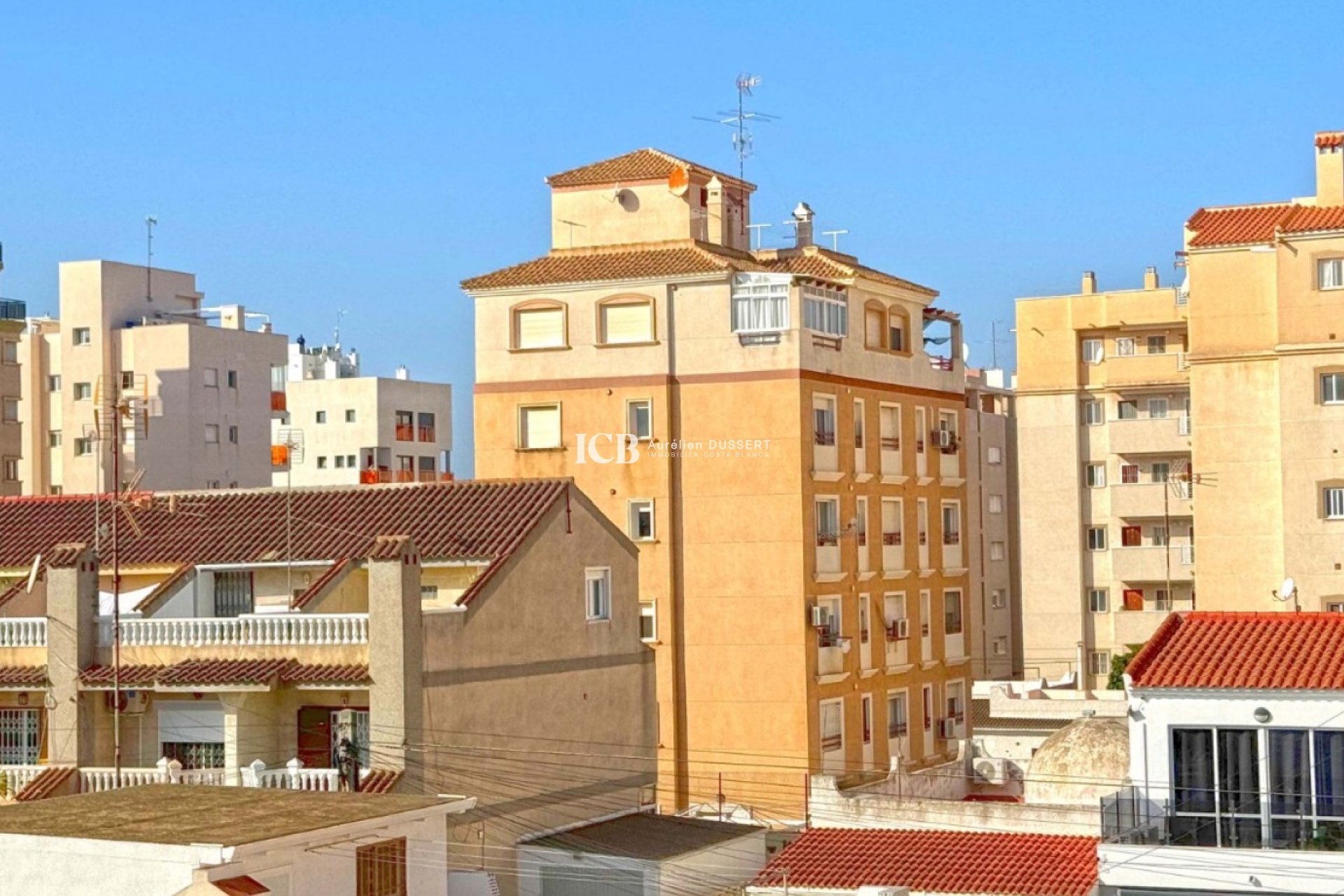Resale - Apartment / flat -
Torrevieja