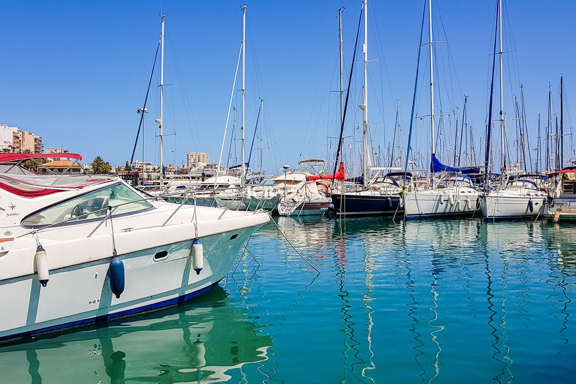 Resale - Apartment / flat -
Torrevieja