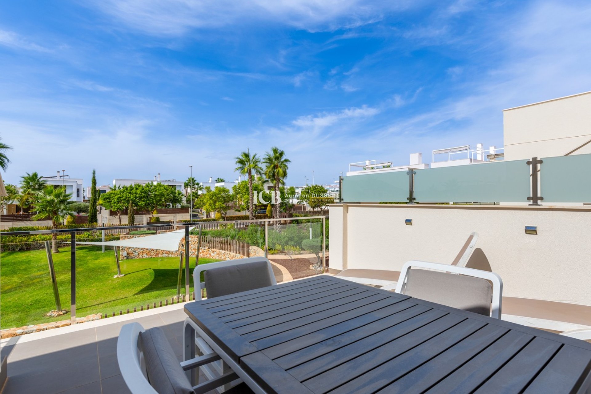 Resale - Apartment / flat -
Vistabella - Vistabella golf