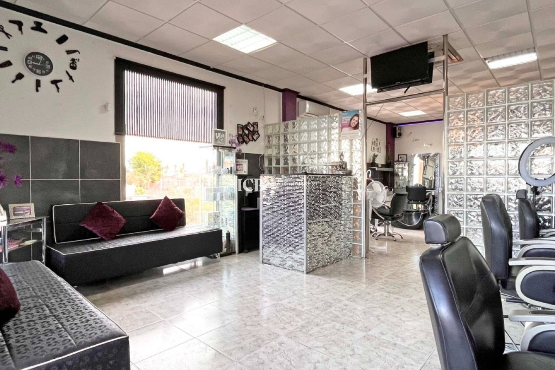 Resale - Business -
Orihuela Costa - La Zenia