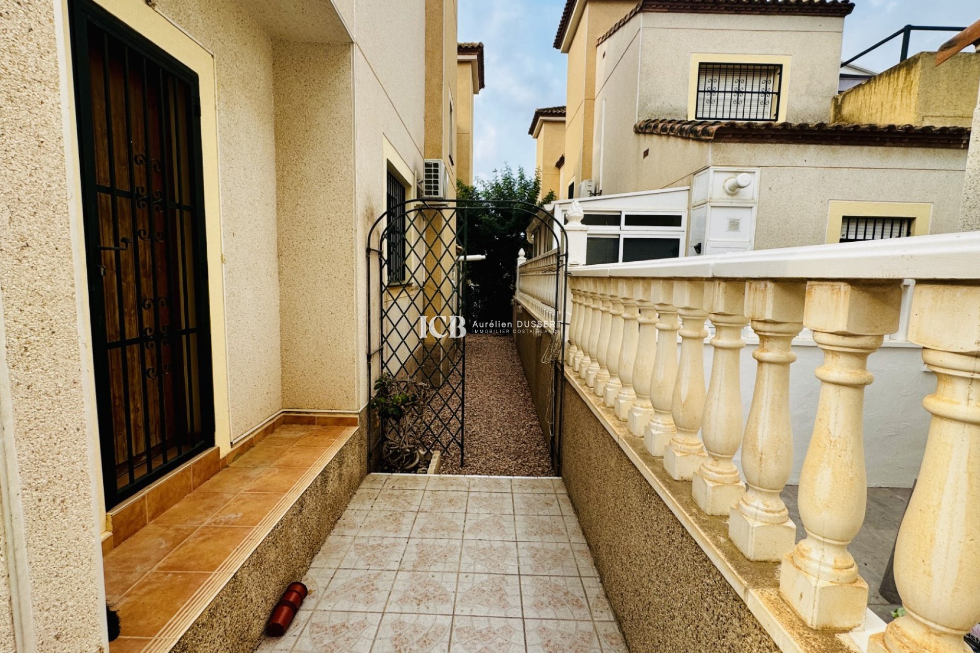 Resale - Detached house -
Algorfa