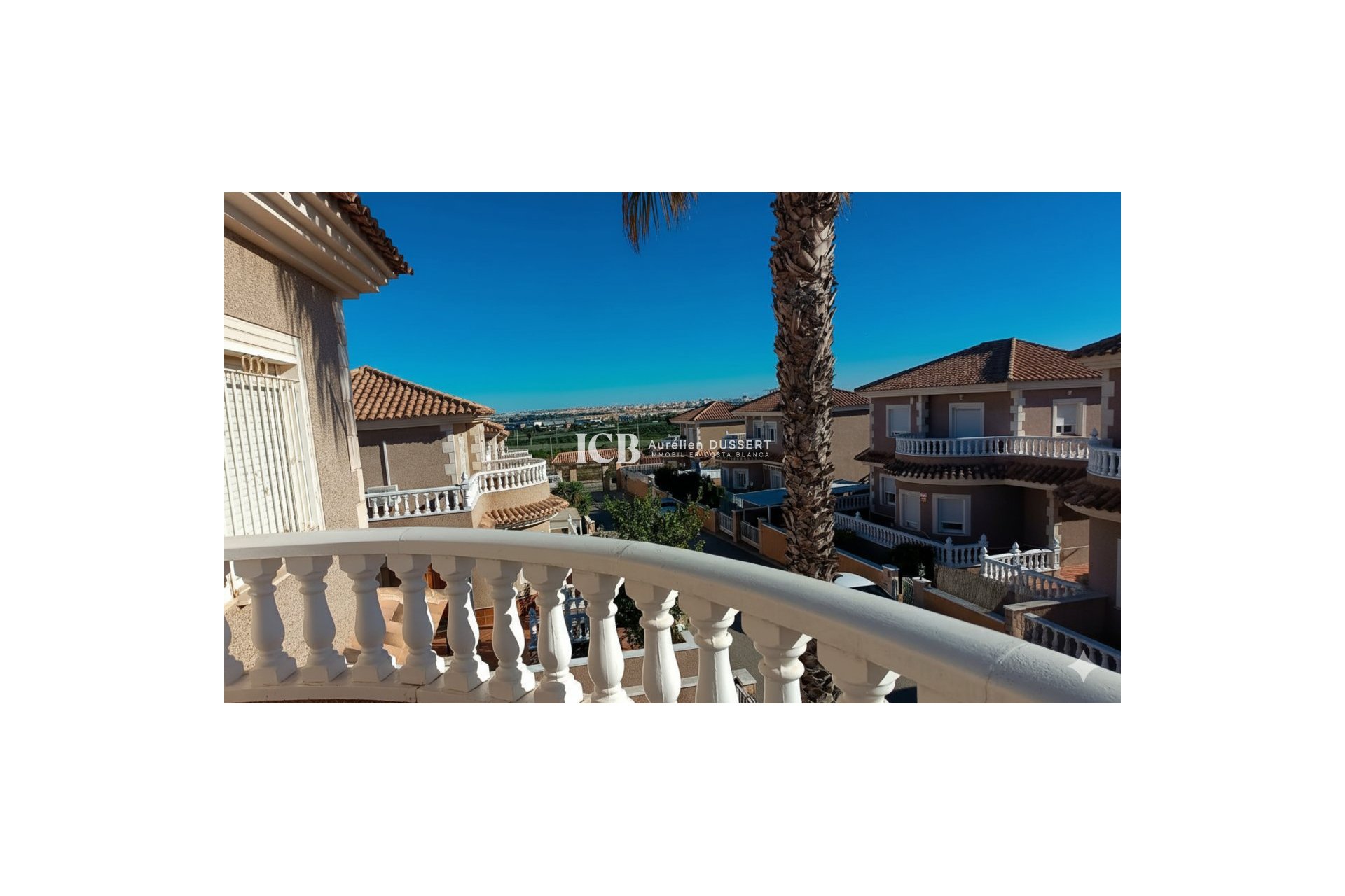 Resale - Detached house -
Los Balcones - Torrevieja