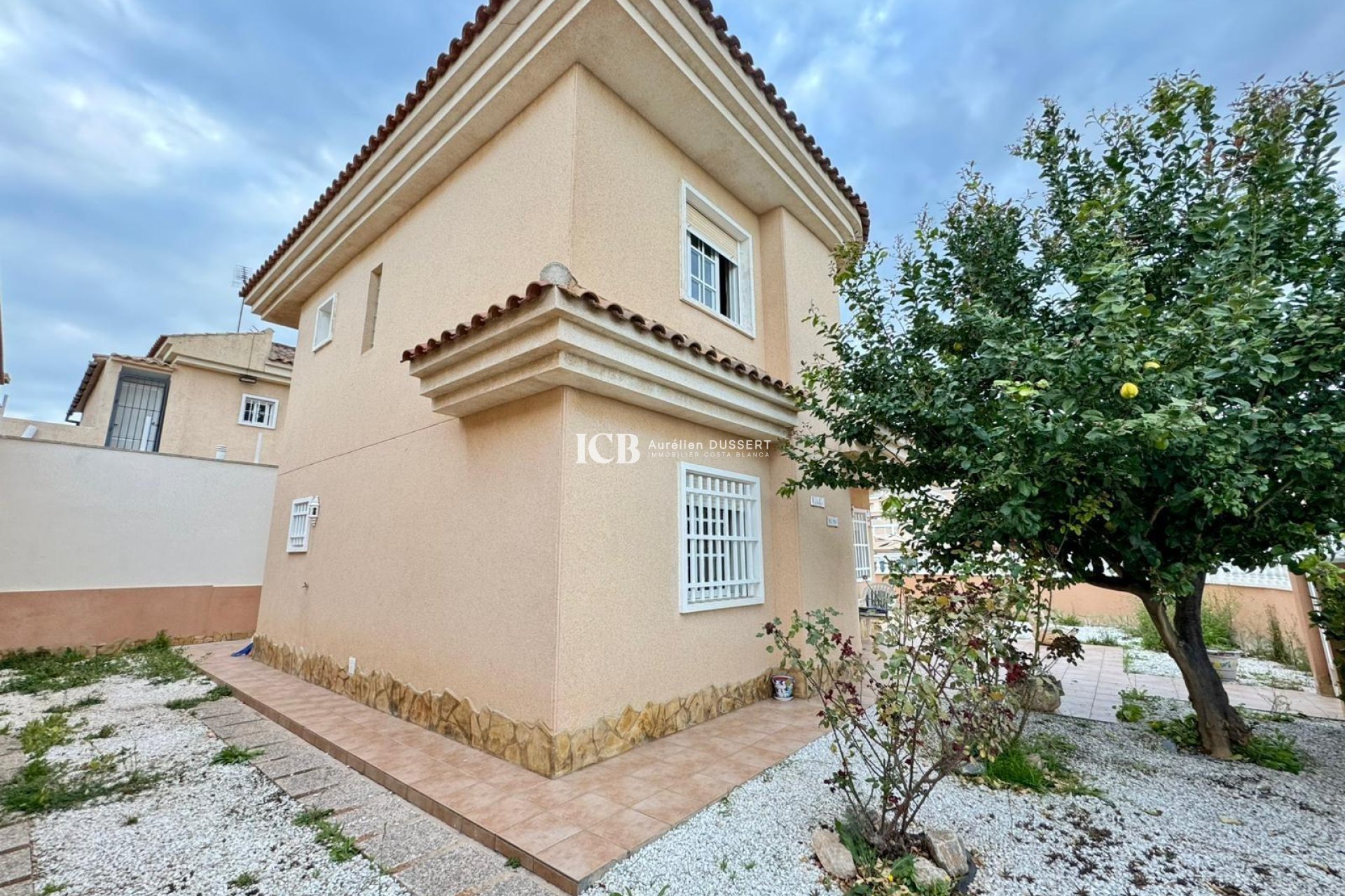 Resale - Detached house -
Los Balcones - Torrevieja
