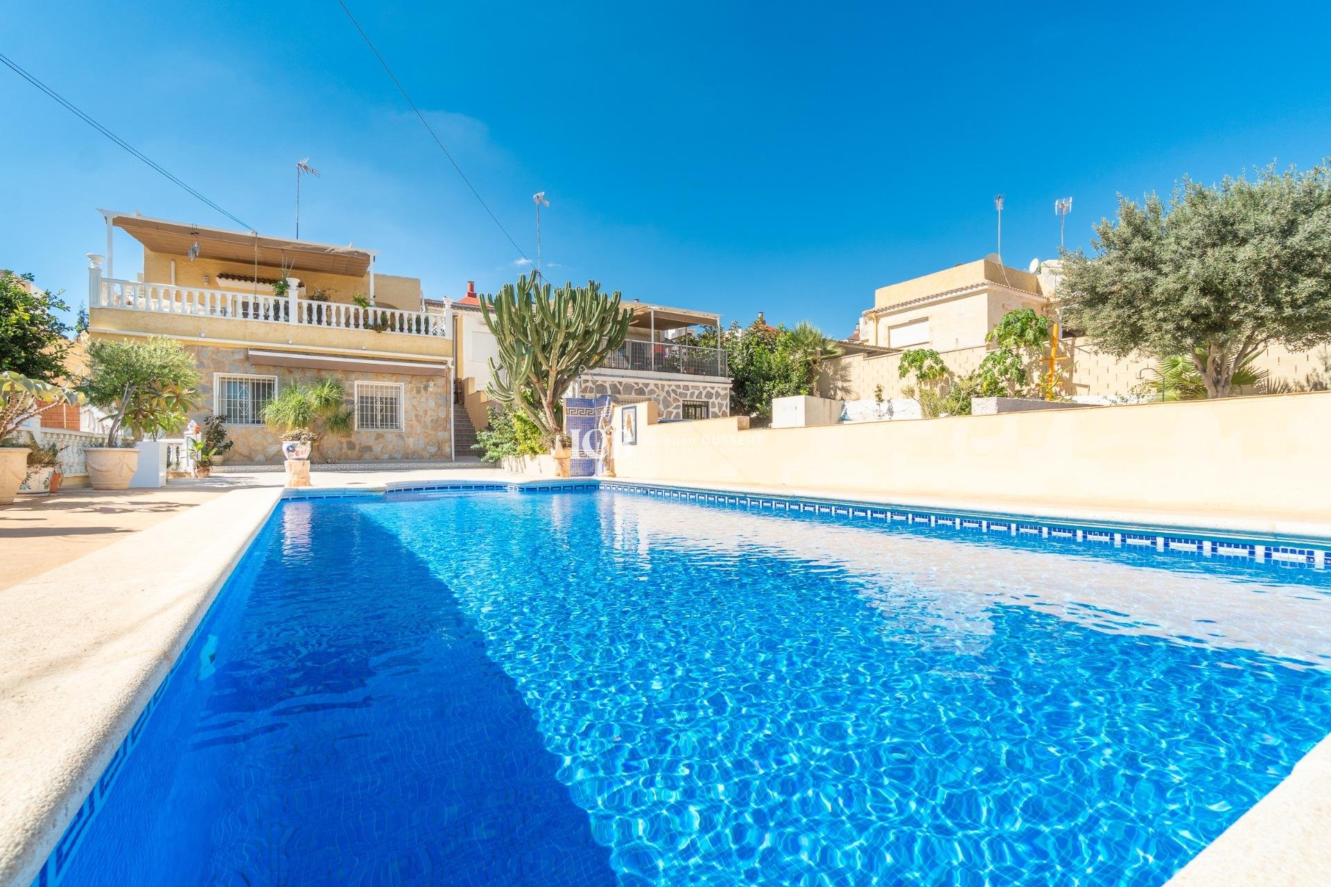 Resale - Detached house -
Los Balcones - Torrevieja