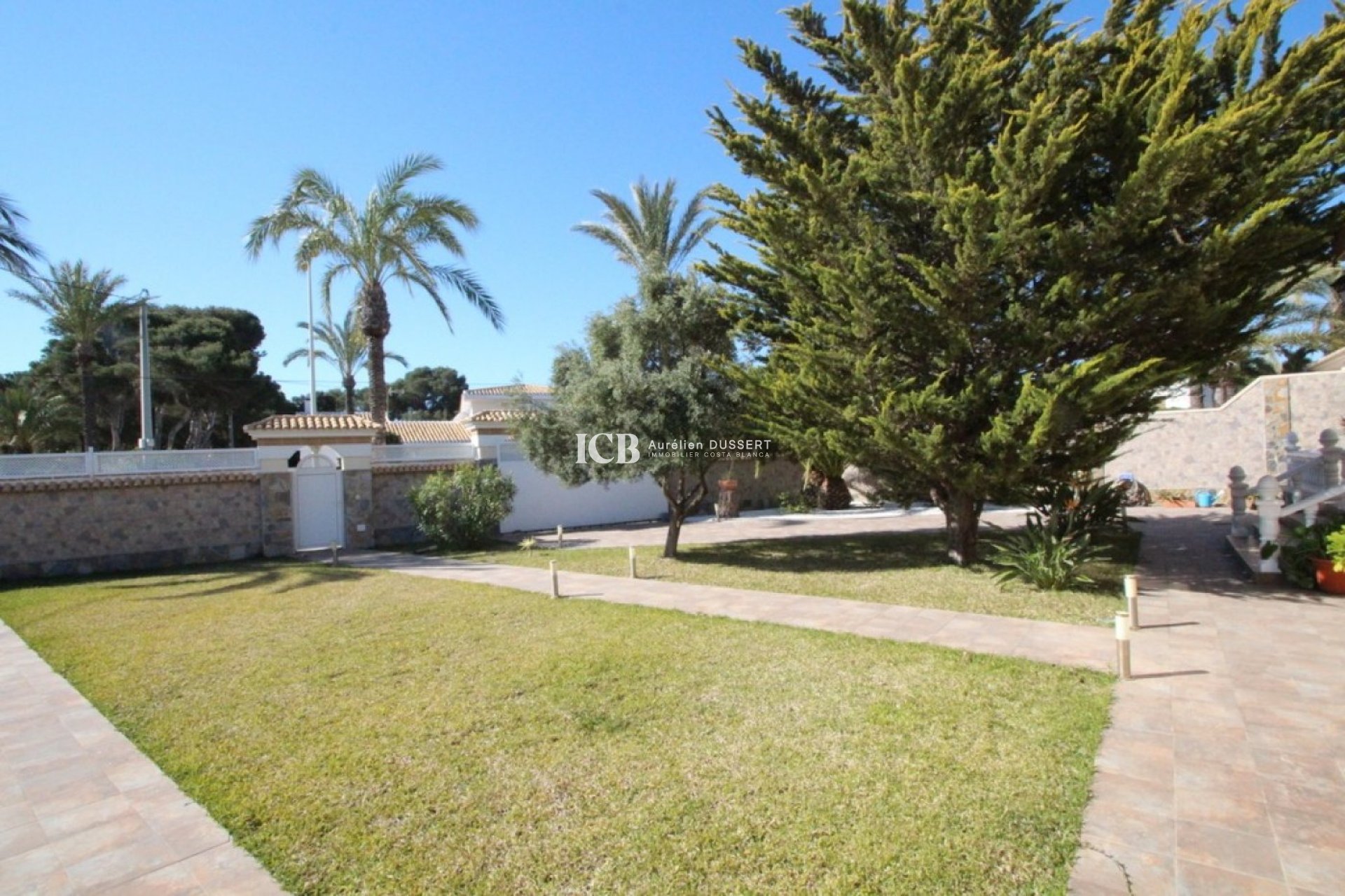 Resale - Detached house -
Orihuela Costa - Cabo Roig