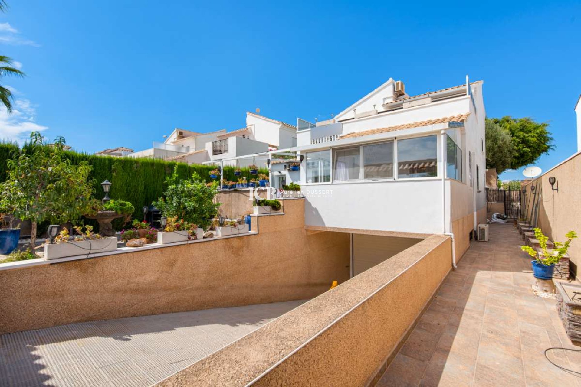 Resale - Detached house -
Orihuela Costa - La Ciñuelica