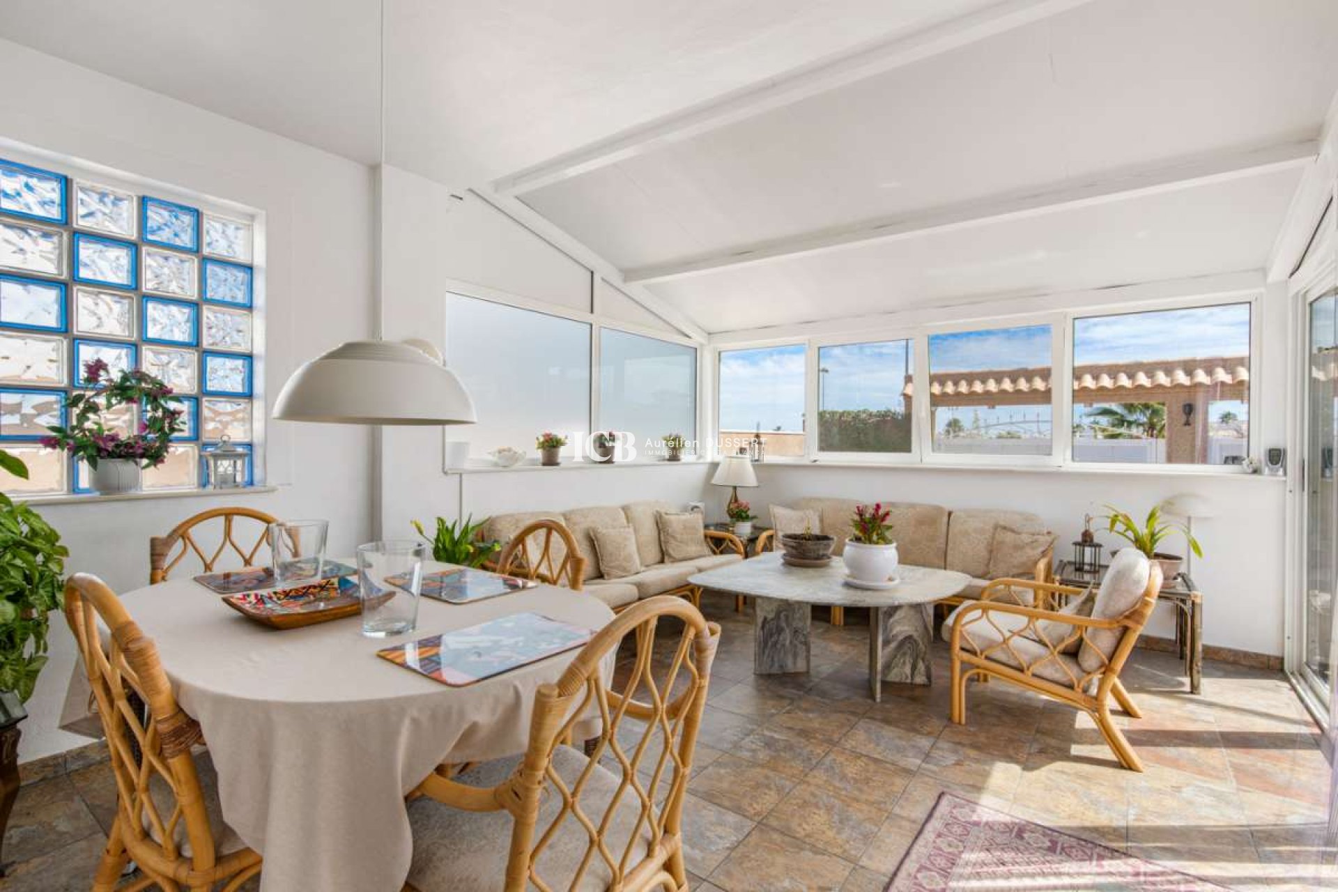 Resale - Detached house -
Orihuela Costa - La Ciñuelica