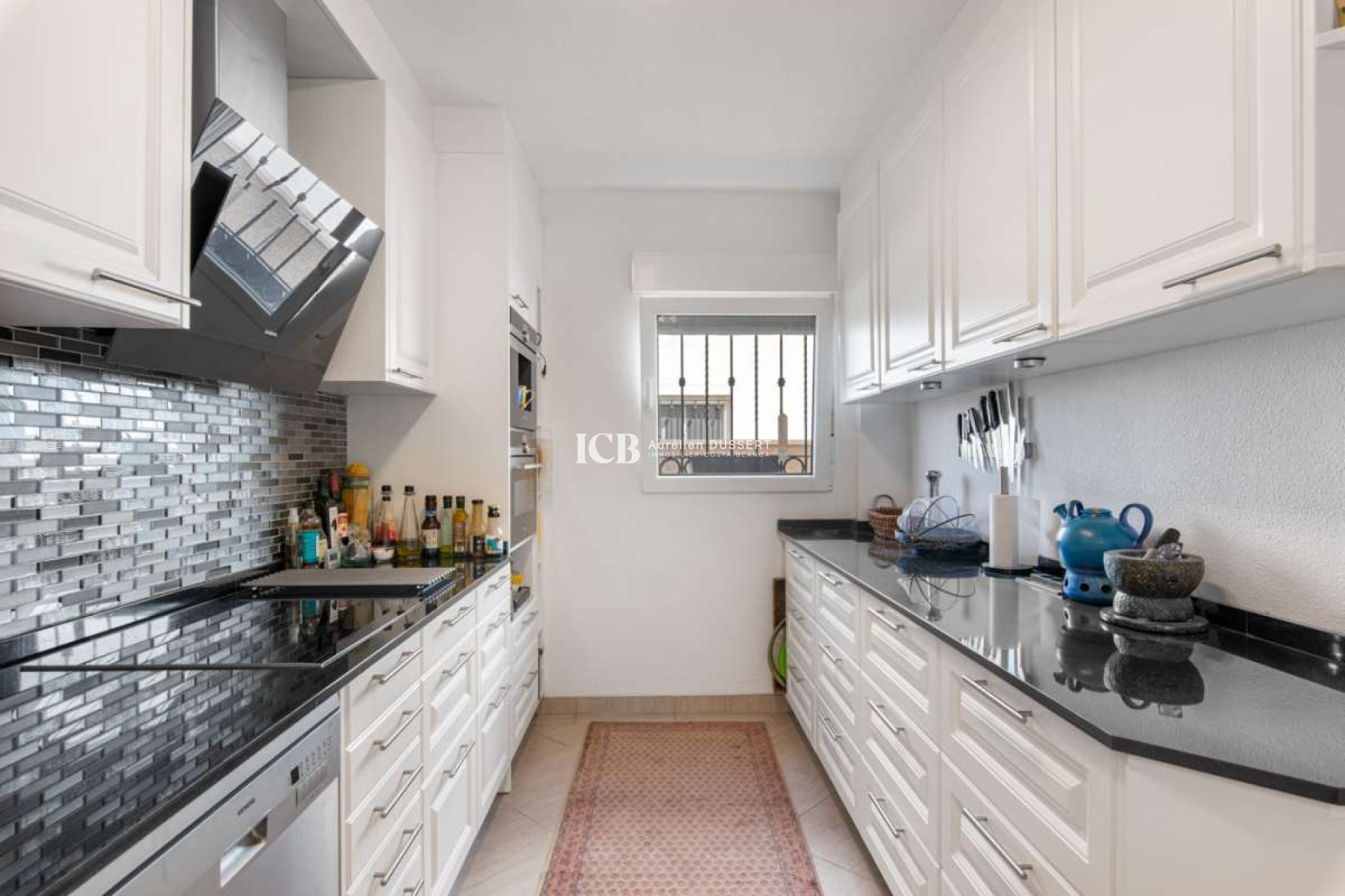 Resale - Detached house -
Orihuela Costa - La Ciñuelica