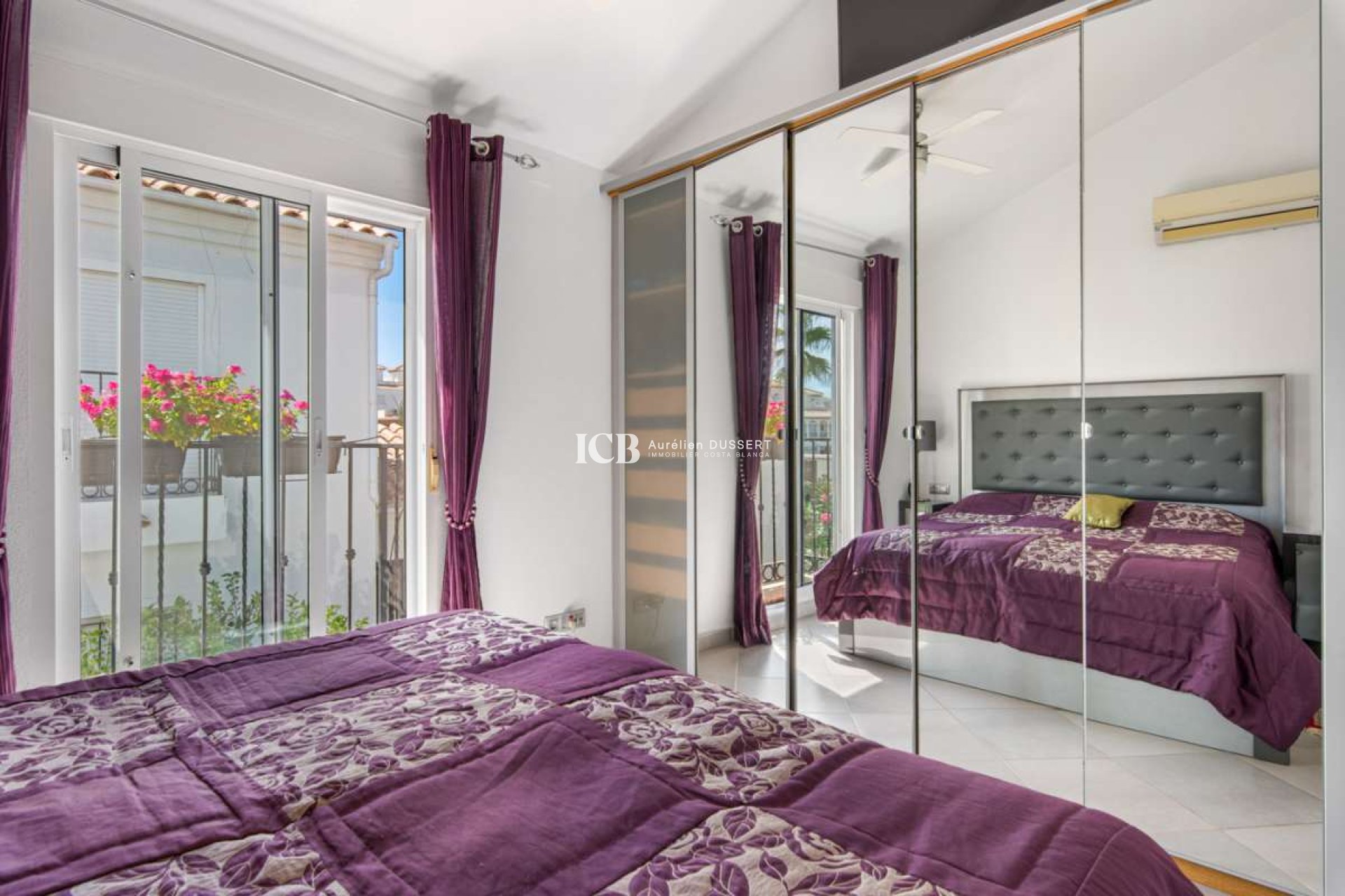 Resale - Detached house -
Orihuela Costa - La Ciñuelica