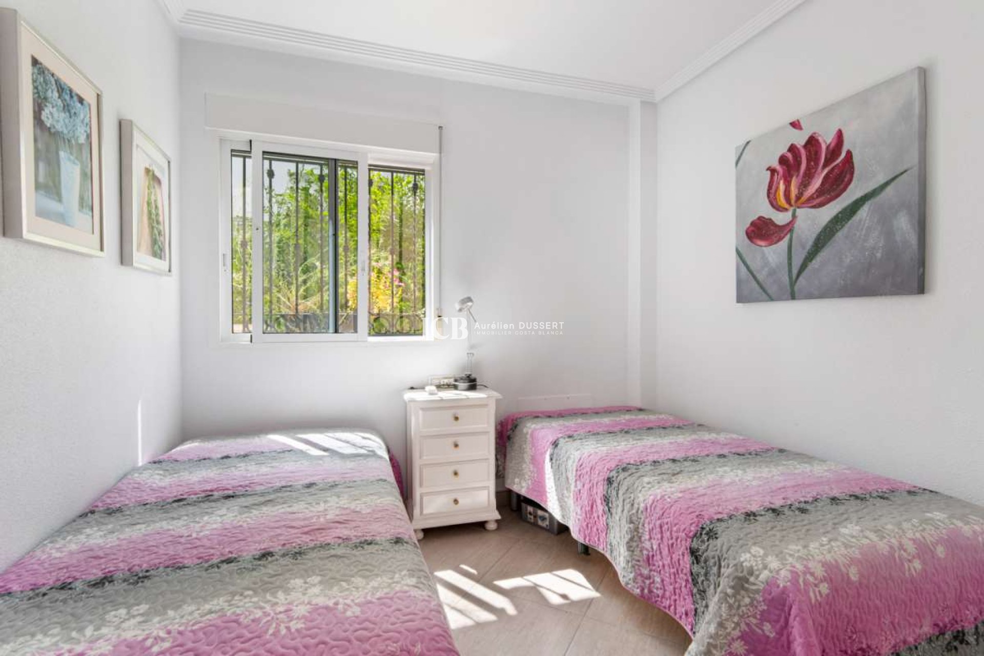 Resale - Detached house -
Orihuela Costa - La Ciñuelica