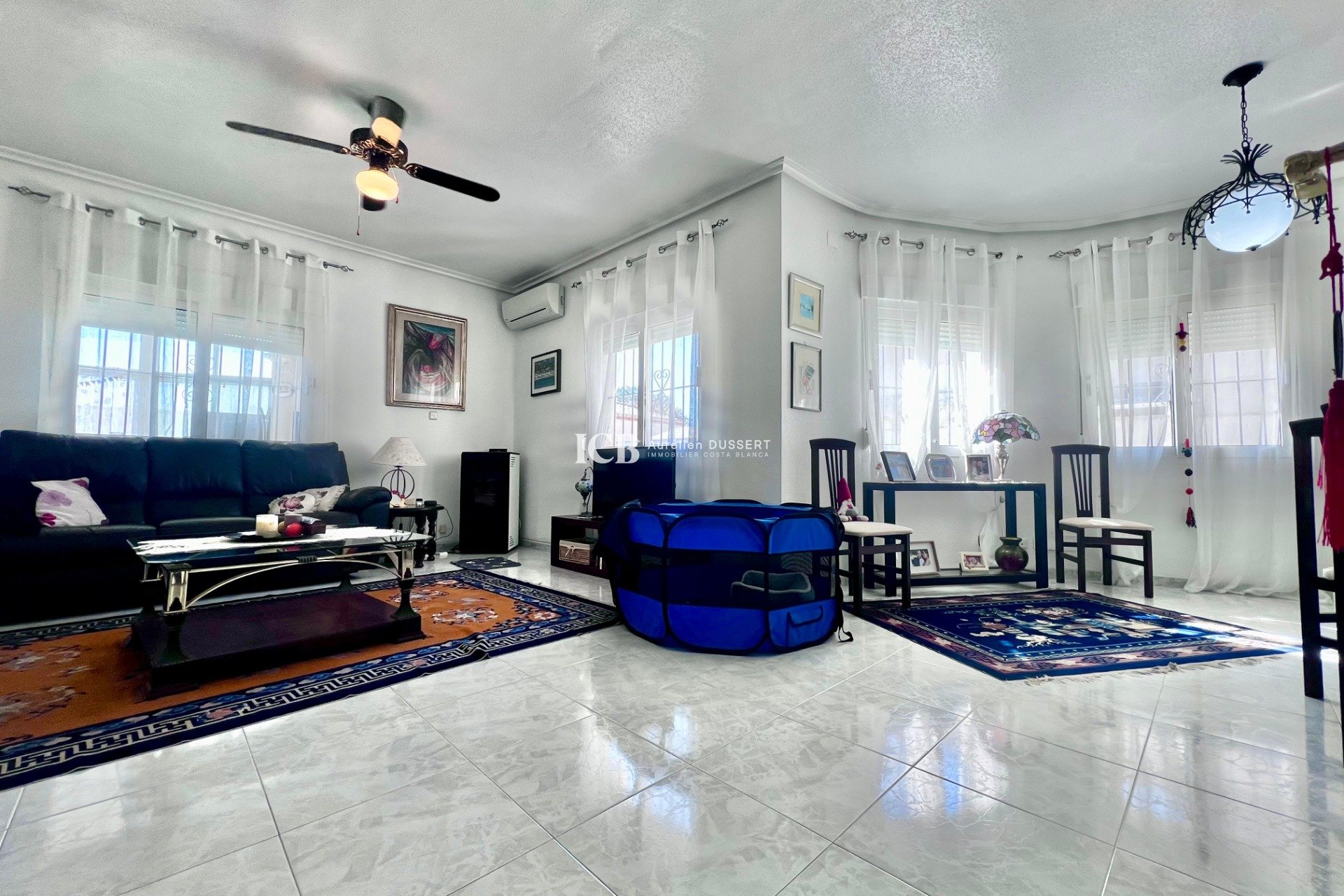 Resale - Detached house -
Orihuela Costa - La Zenia