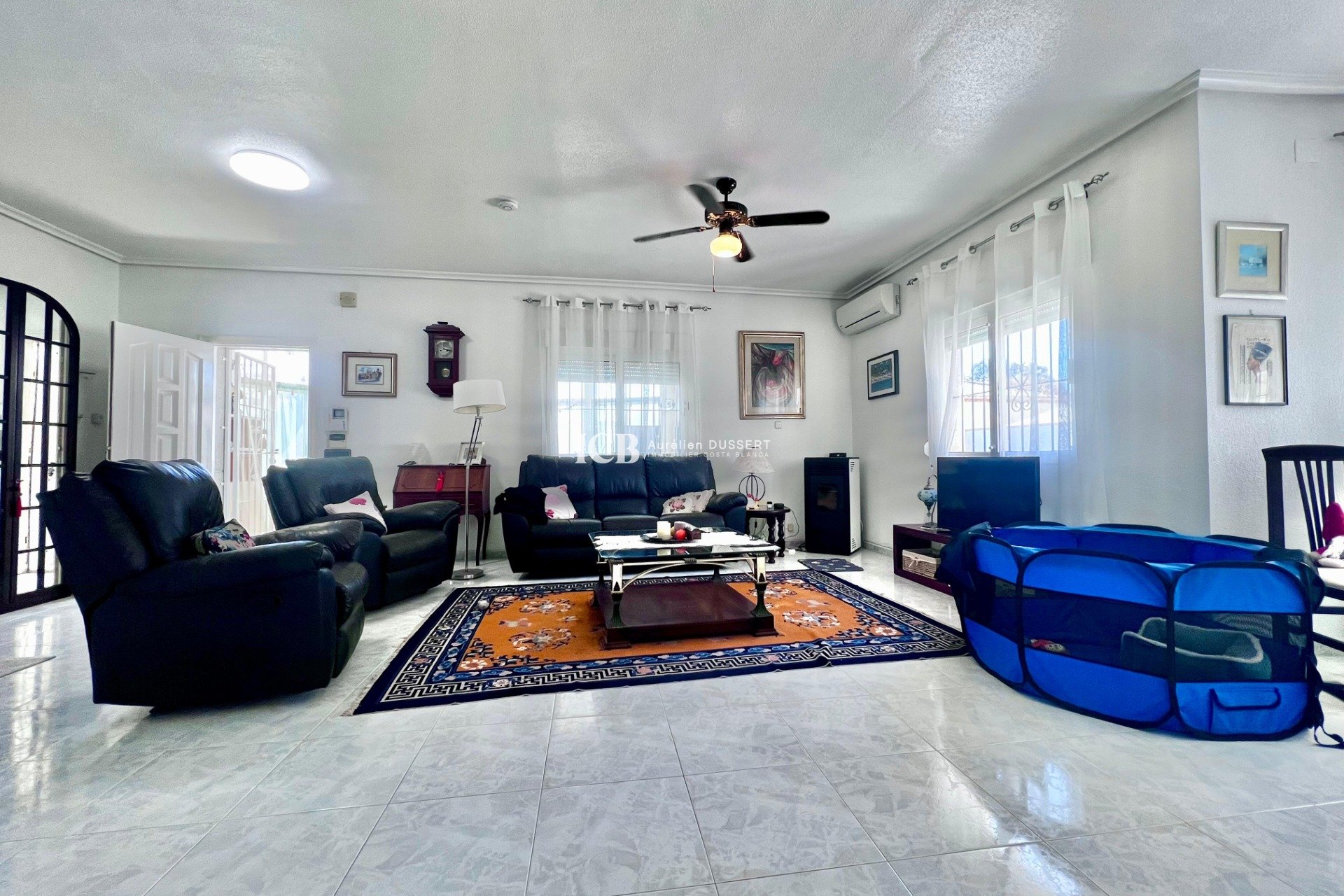 Resale - Detached house -
Orihuela Costa - La Zenia