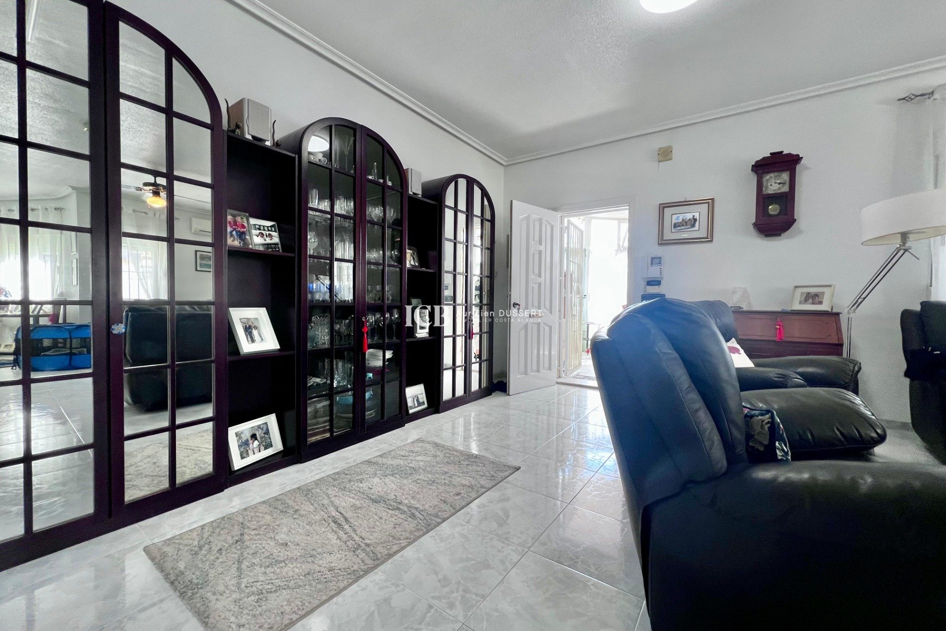 Resale - Detached house -
Orihuela Costa - La Zenia