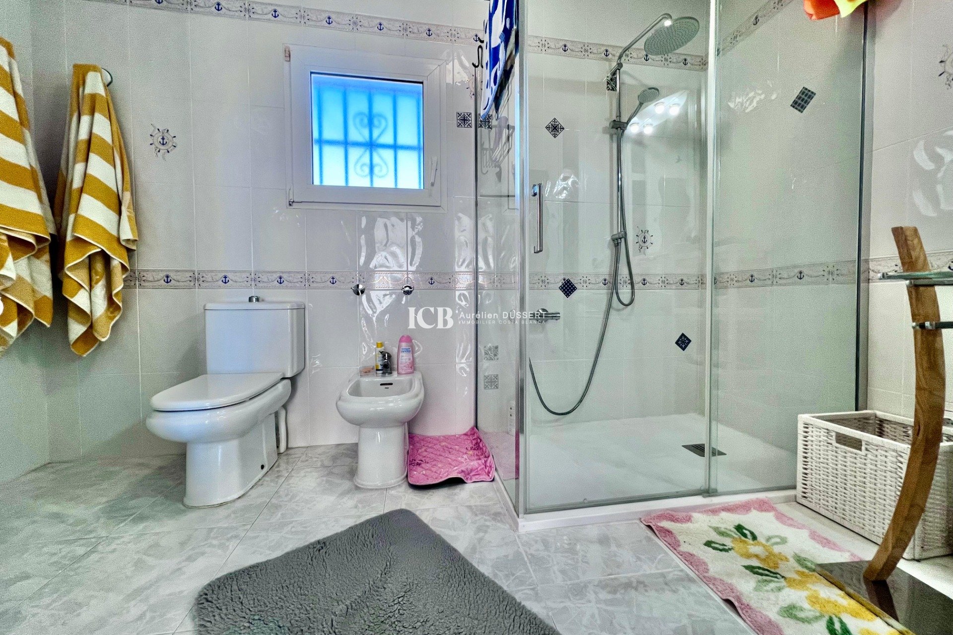 Resale - Detached house -
Orihuela Costa - La Zenia