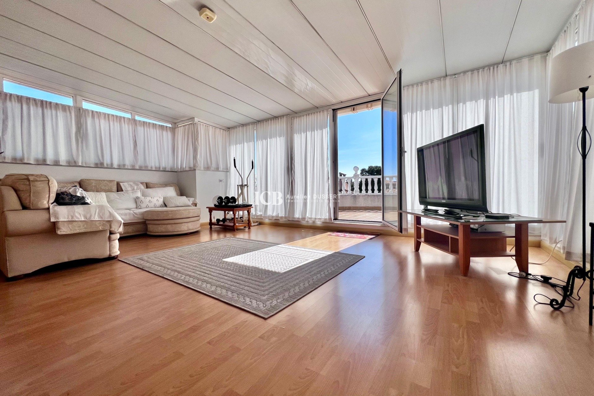 Resale - Detached house -
Orihuela Costa - La Zenia