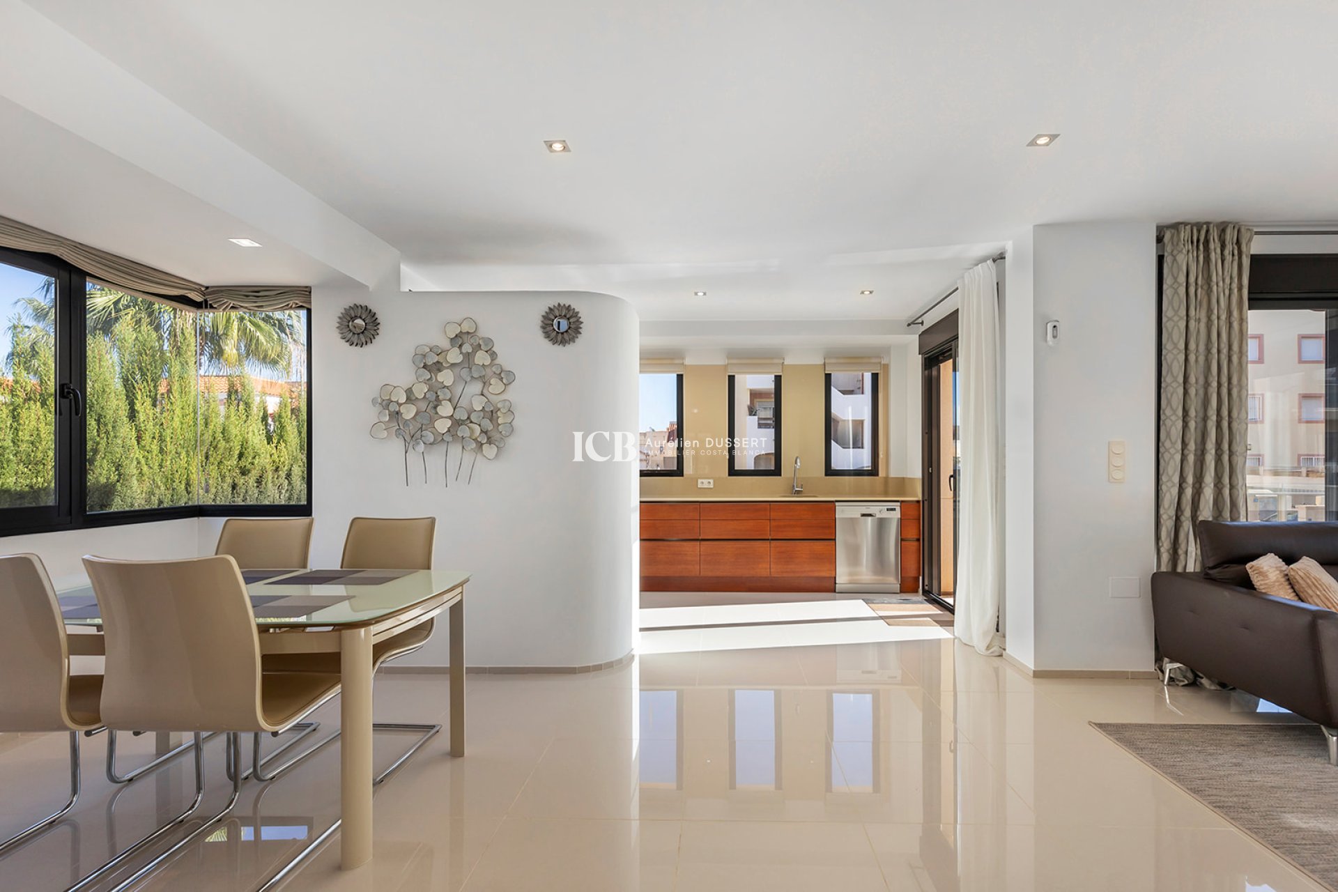 Resale - Detached house -
Orihuela Costa - La Zenia