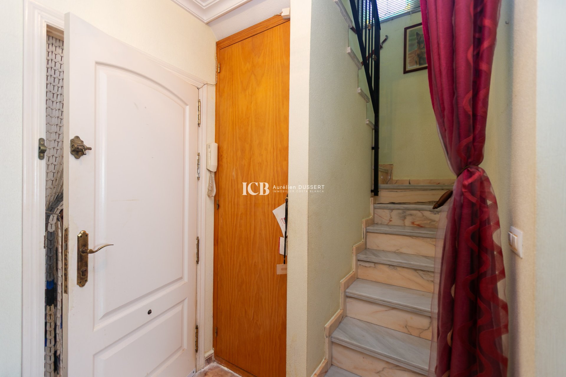 Resale - Detached house -
Orihuela Costa - La Zenia