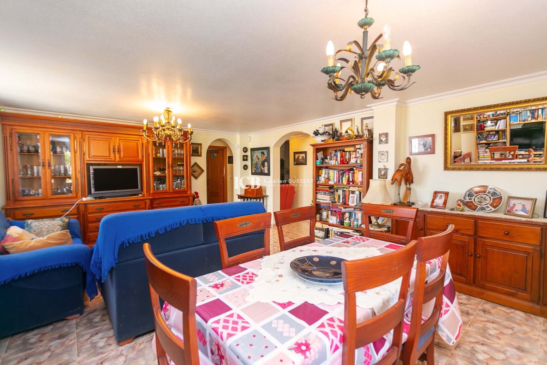 Resale - Detached house -
Orihuela Costa - La Zenia