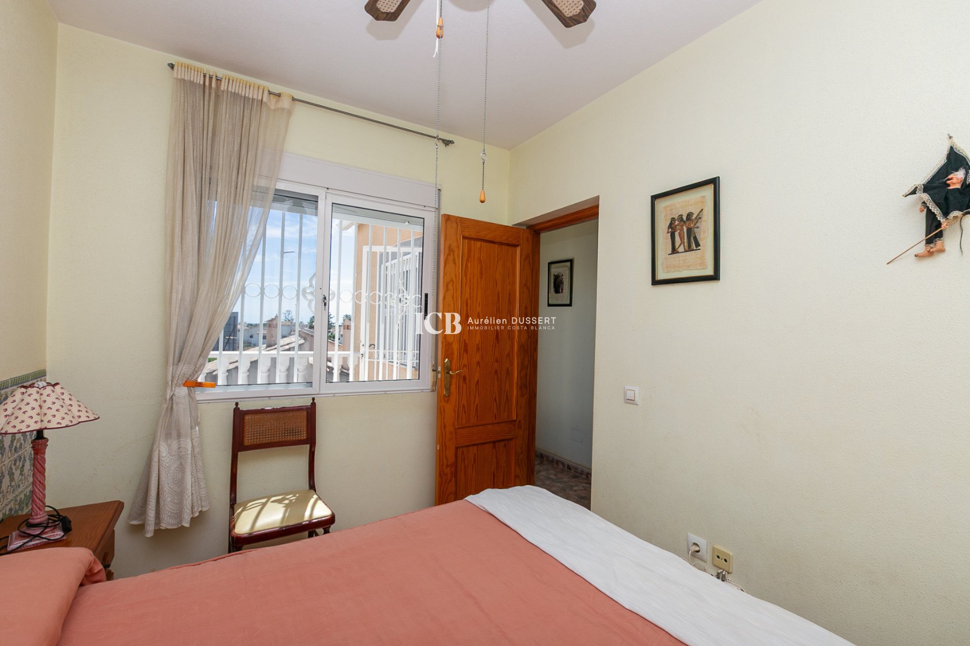 Resale - Detached house -
Orihuela Costa - La Zenia